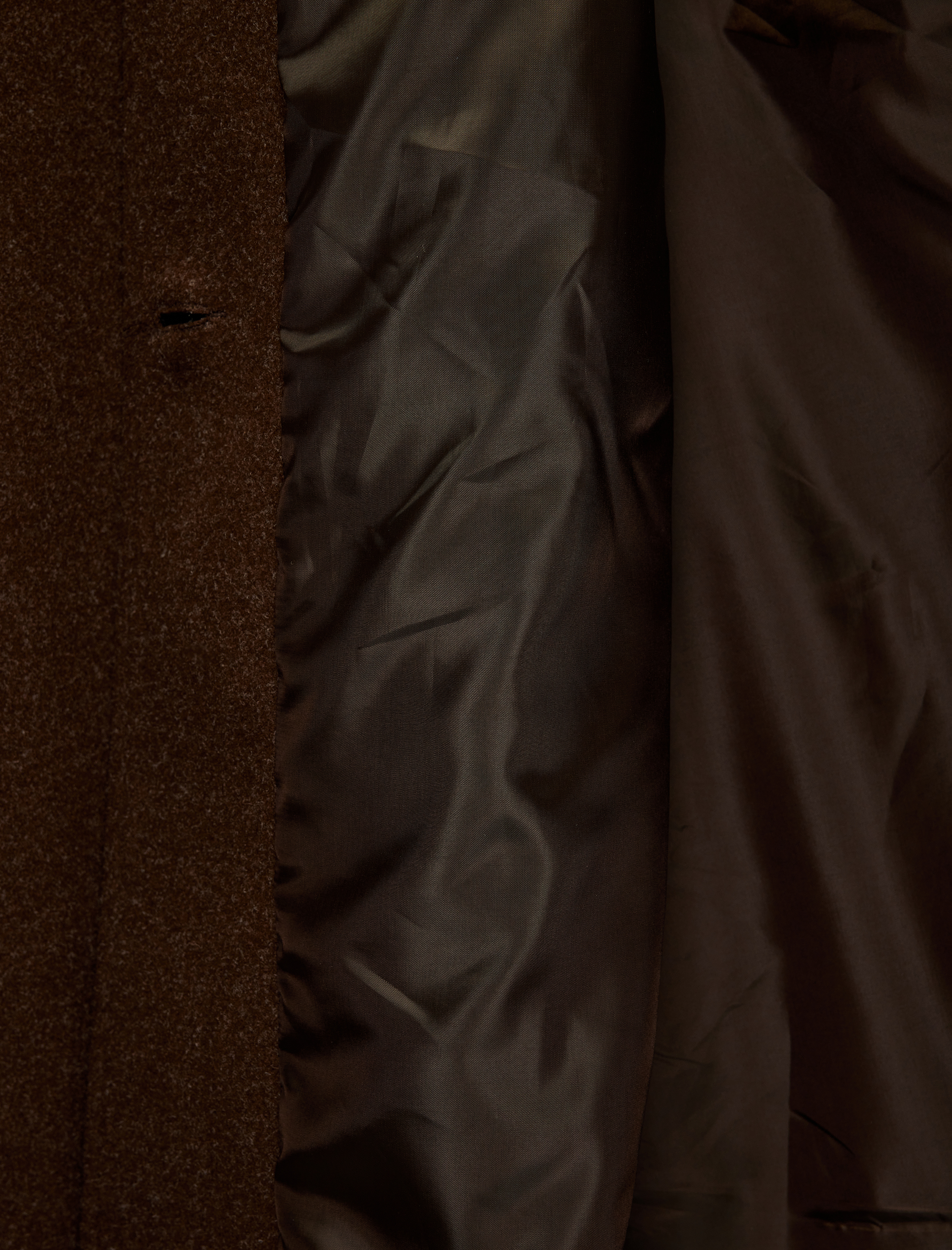   Uzun Kollu Cepli Düğmeli Atkılı Kaşe Kaban