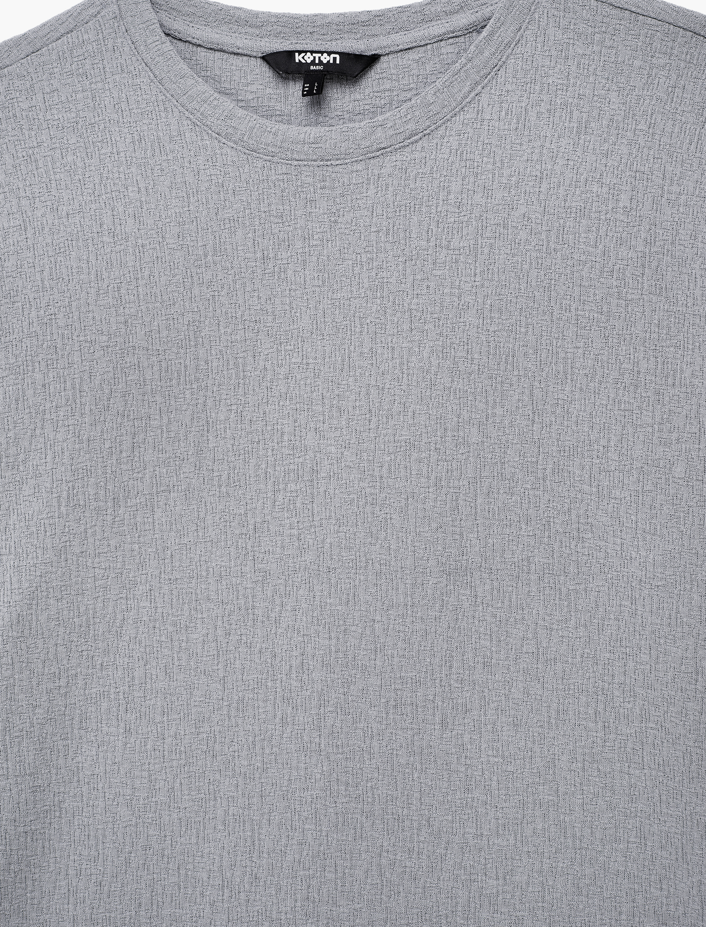   Kısa Kollu Dokulu Bisiklet Yaka Slim Fit Tişört