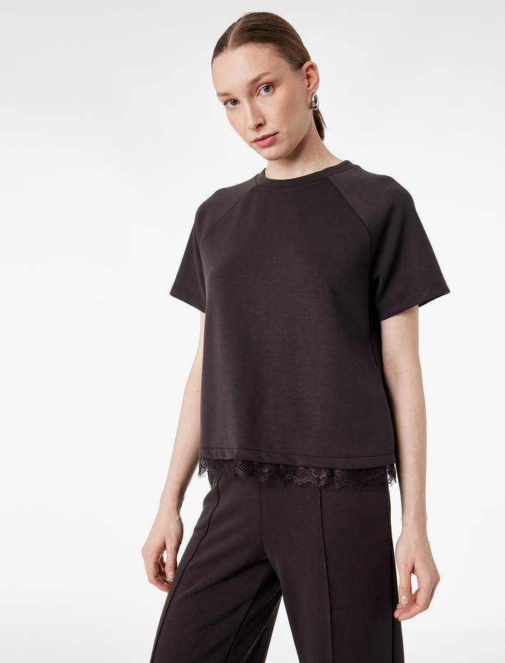  Modal Kumaş Kısa Kollu Bisiklet Yaka Dantel Detaylı Tişört