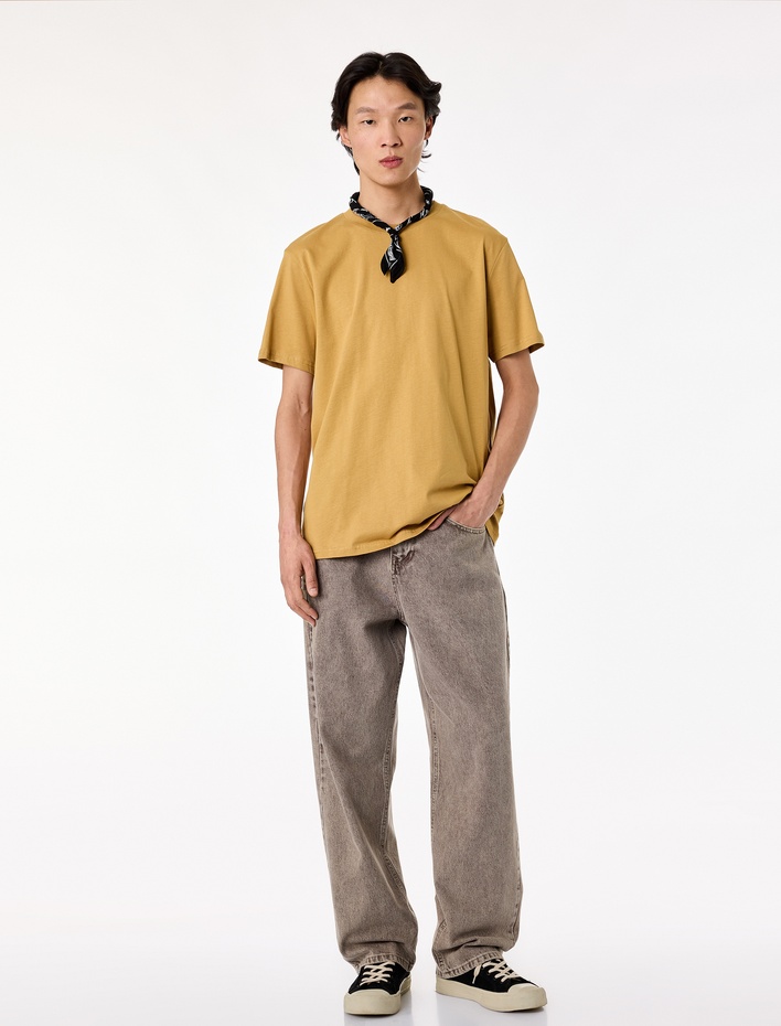  Regular Fit Kısa Kollu Bisiklet Yaka Basic Pamuklu Tişört