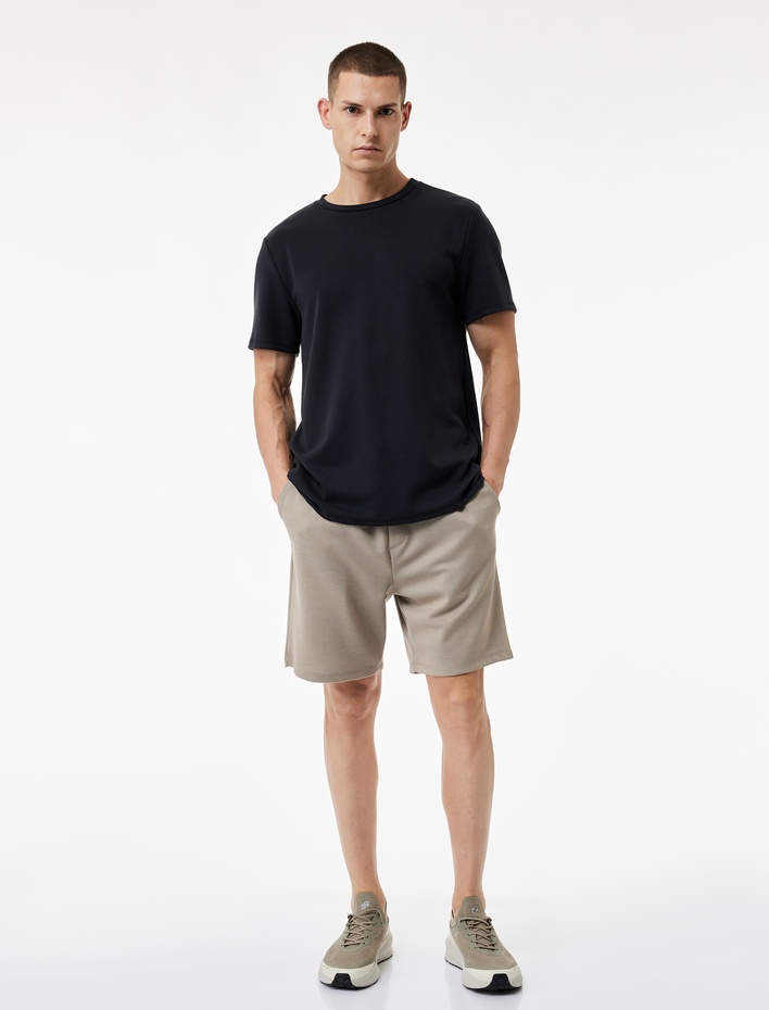  Straight Fit Cepli Bermuda Spor Şort