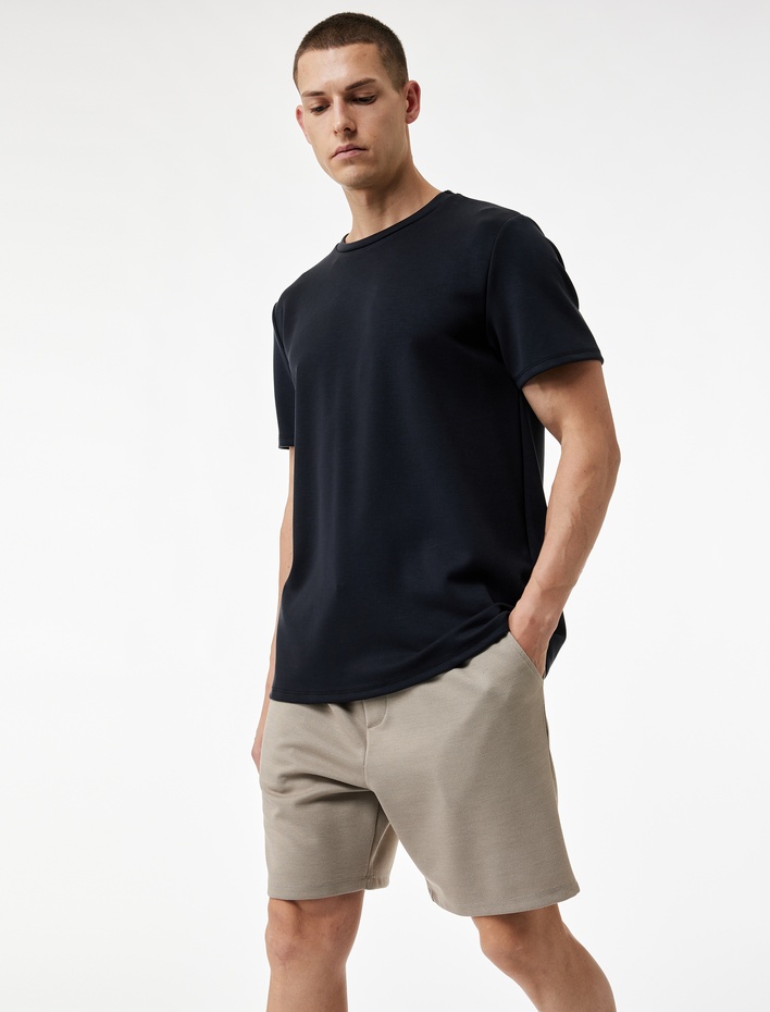  Straight Fit Cepli Bermuda Spor Şort