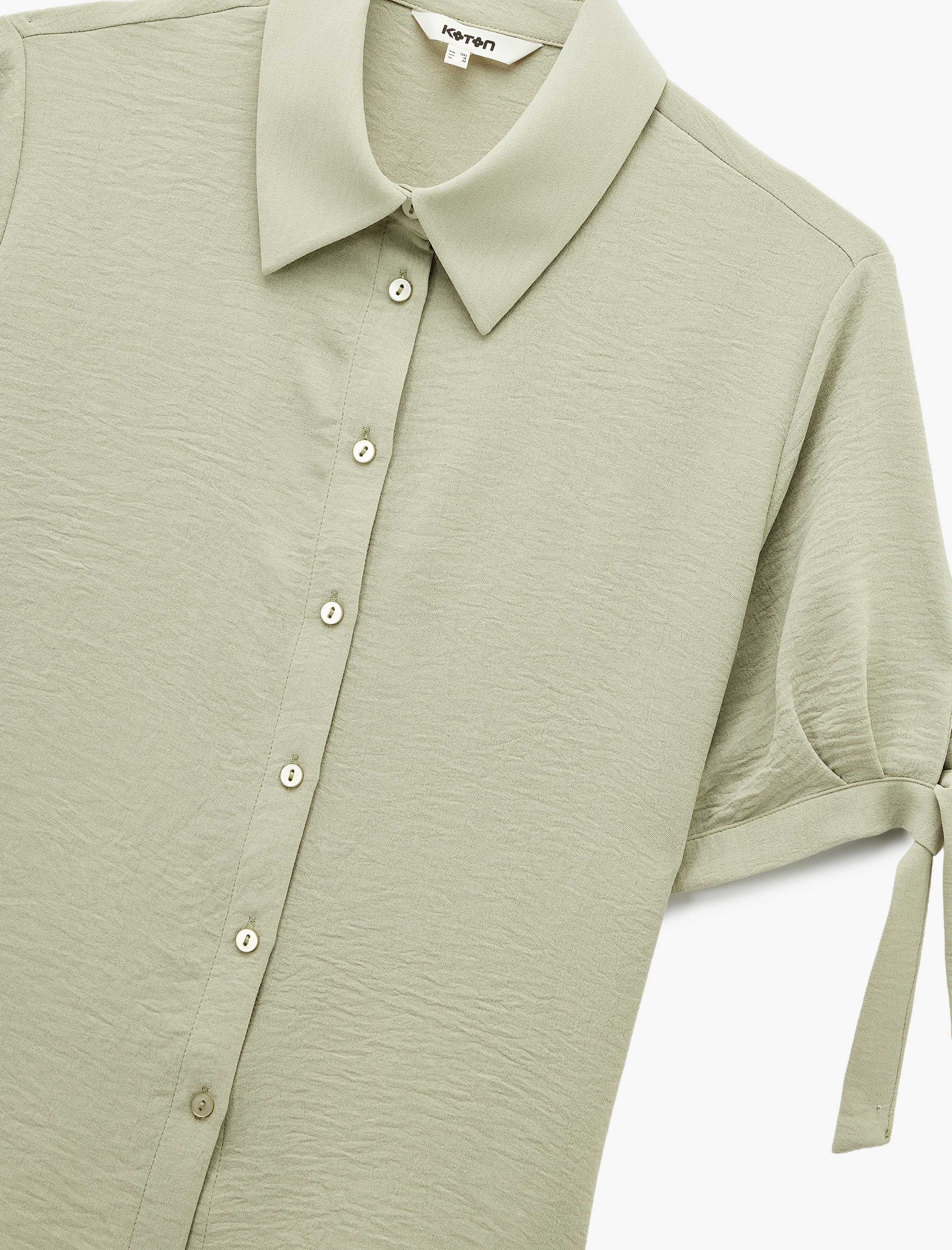   Aerobin Kumaş Bağlama Detaylı Kısa Balon Kollu Saten Gömlek