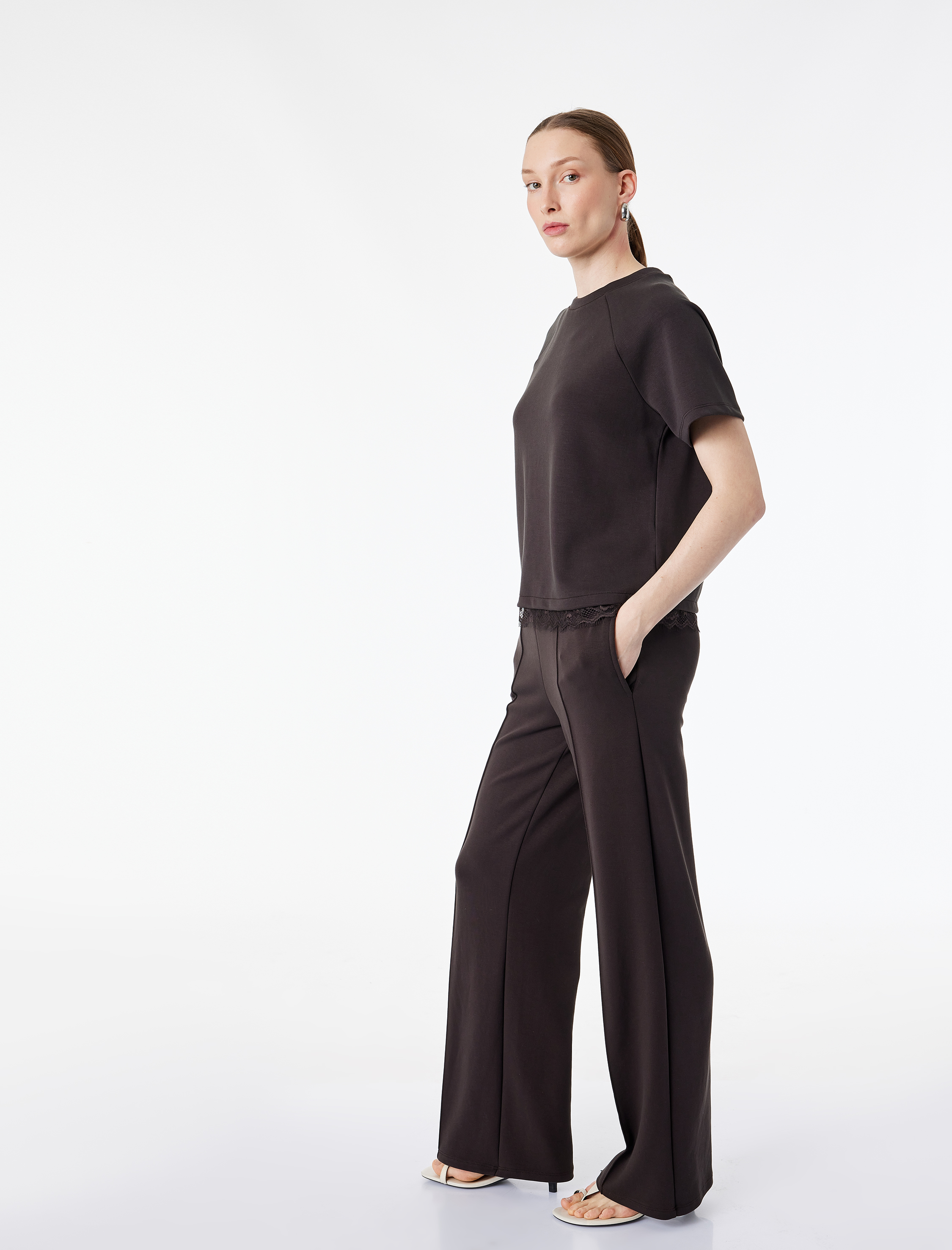   Modal Kumaş Cepli Nervürlü Eşofman Altı