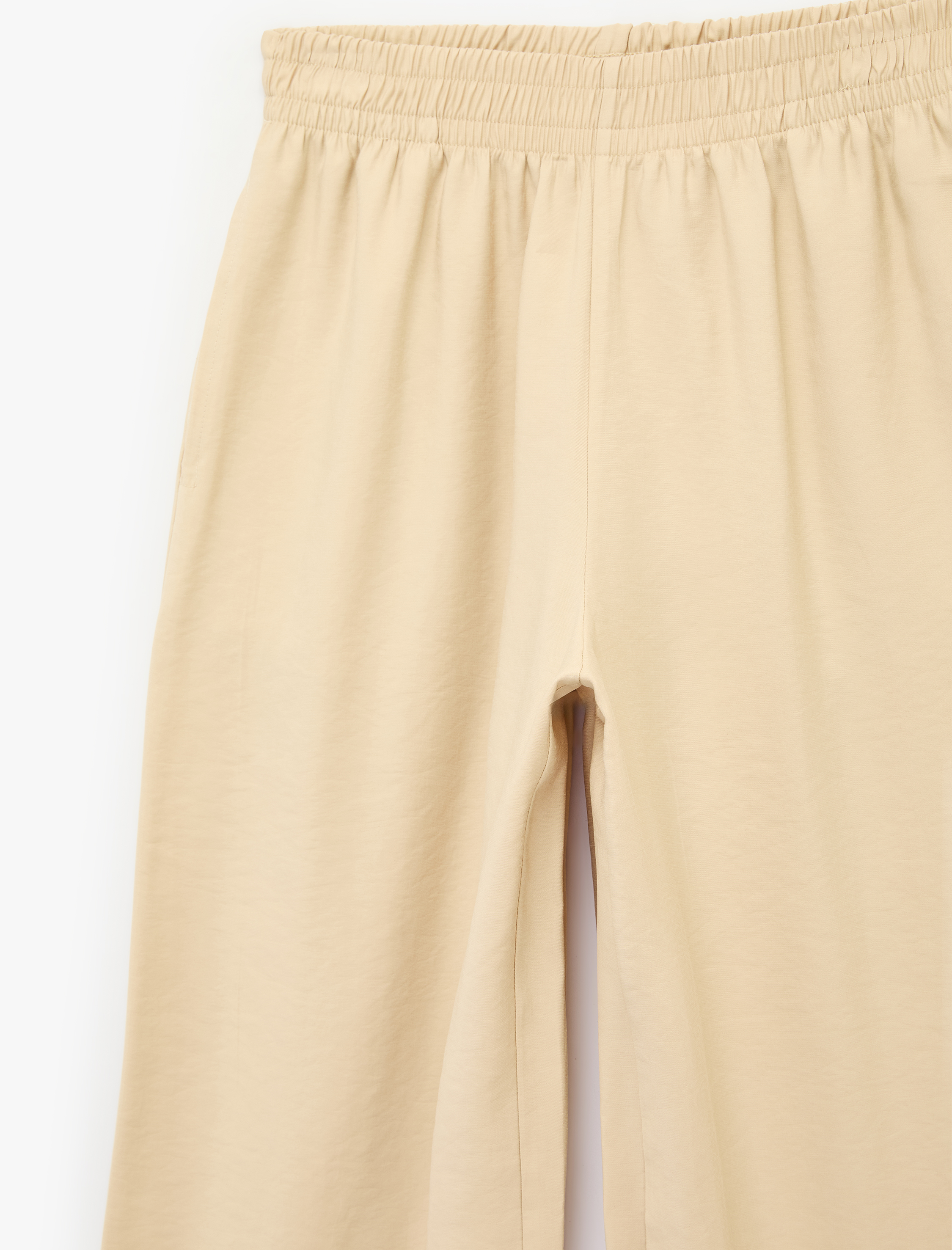   Modal Kumaş Beli Lastikli Cepli Düz Geniş Paça Pantolon