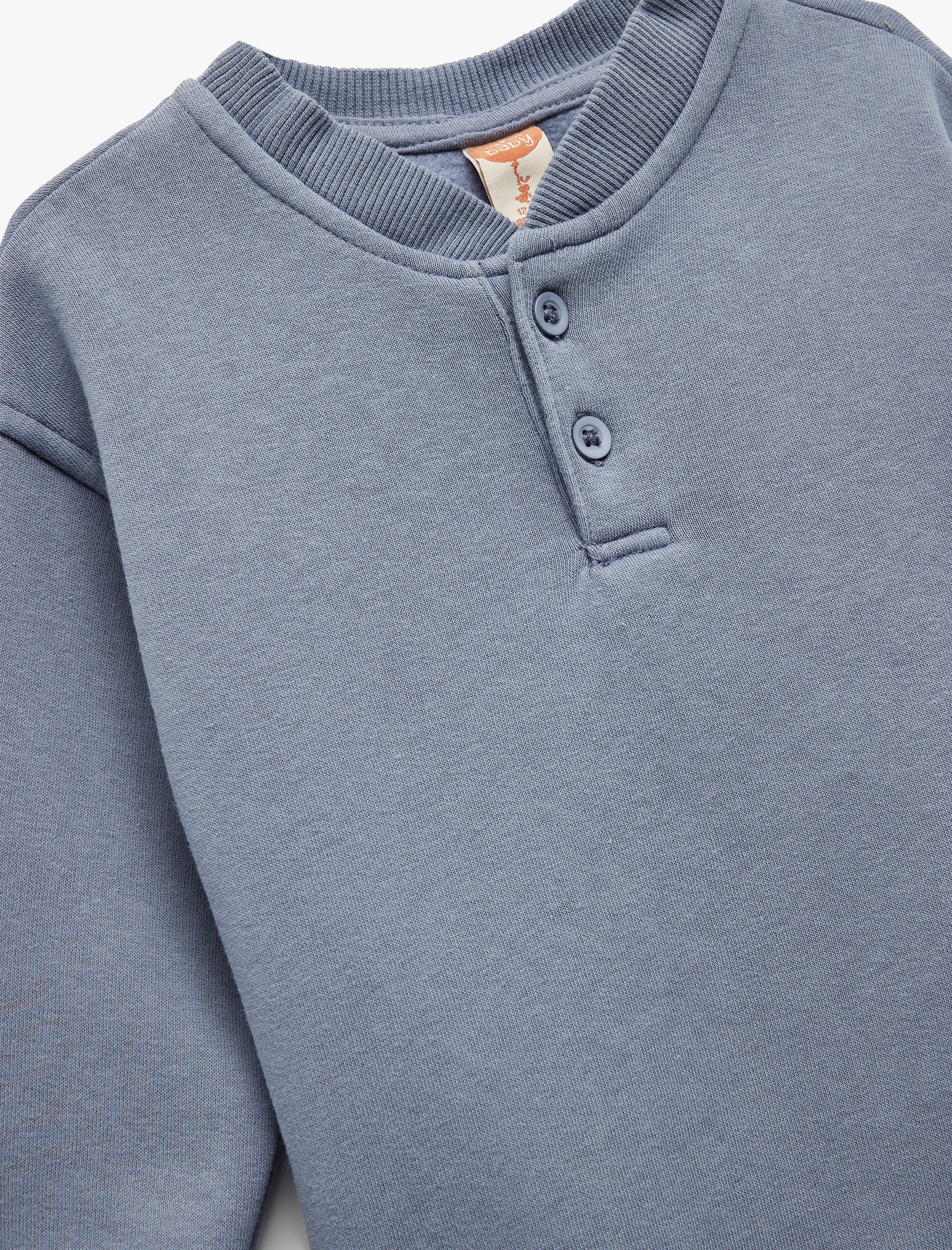  Erkek Bebek Düğme Detaylı Uzun Kollu Bisiklet Yaka Basic Şardonlu Sweatshirt