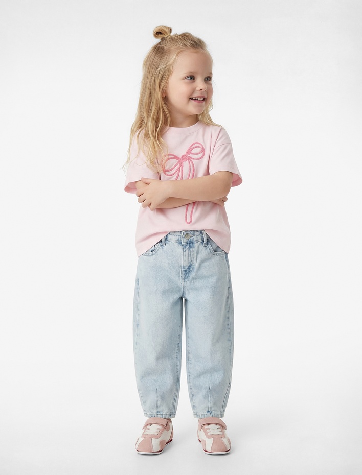 Kız Bebek Pamuklu Fiyonklu Nakış Detaylı Bisiklet Yaka Kısa Kollu Tişört