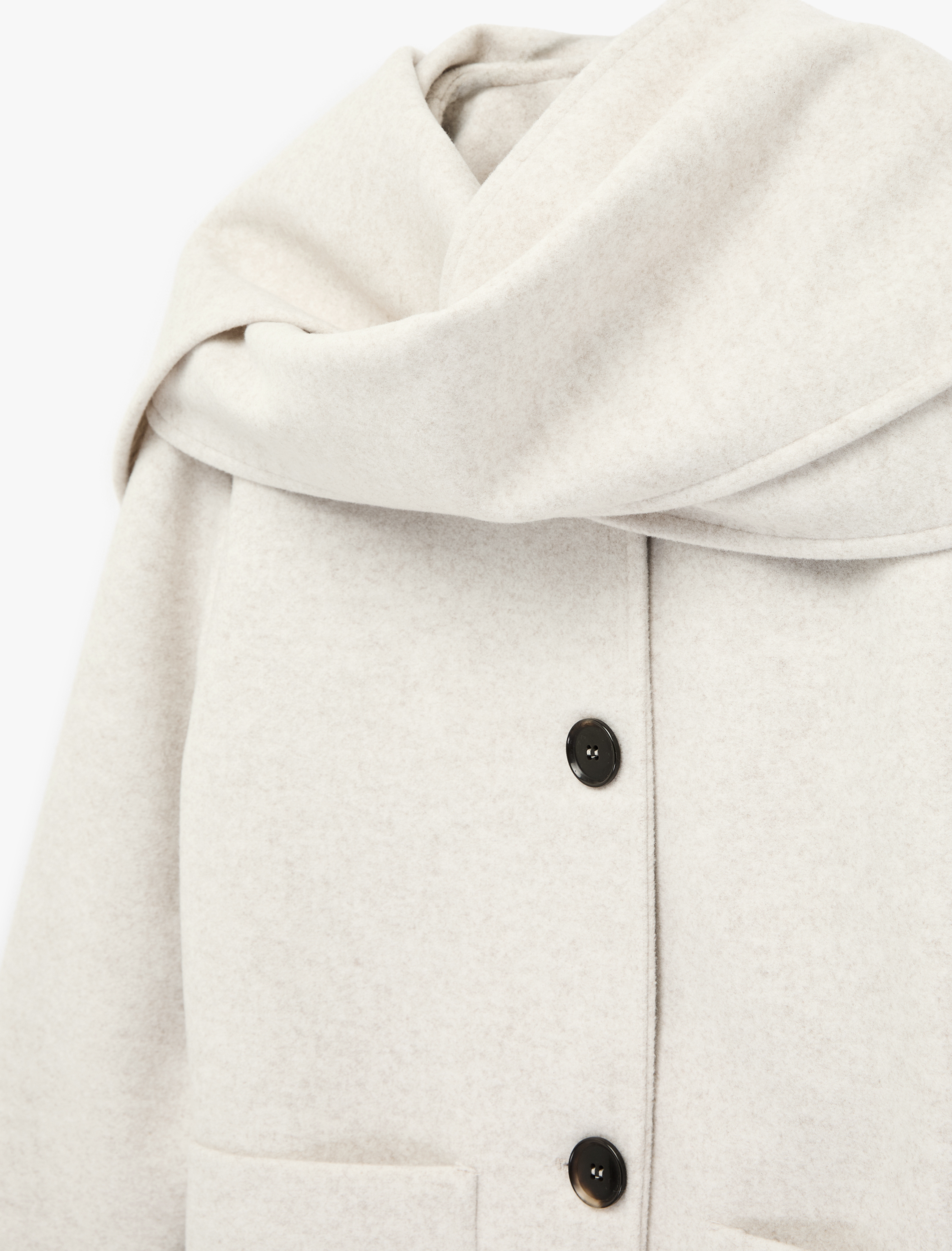   Uzun Kollu Düğmeli Cepli Atkılı Kaşe Ceket