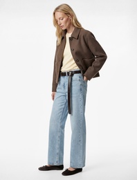 Uzun Kollu Cepli Düğmeli Crop Kaşe Ceket