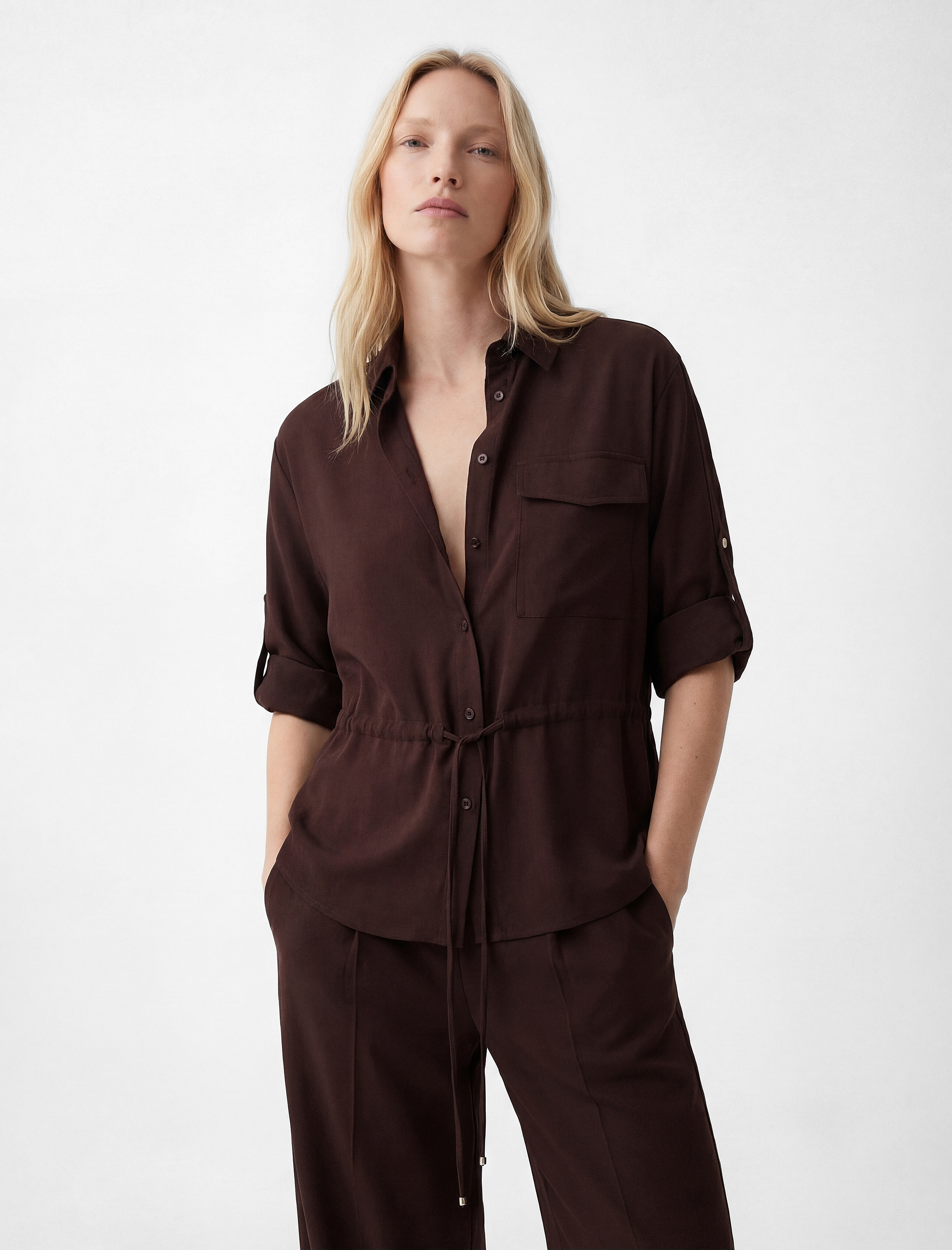   Uzun Kollu Klasik Yaka Beli Bağcıklı Cepli Gömlek