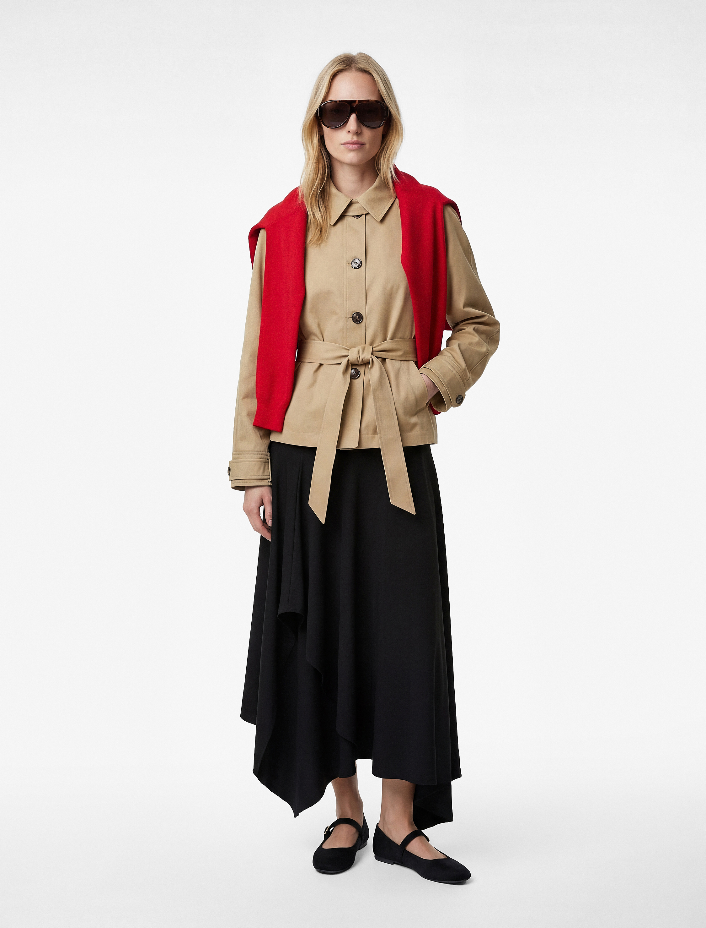   Uzun Kollu Düğmeli Cepli Kemerli Kısa Gabardin Trençkot