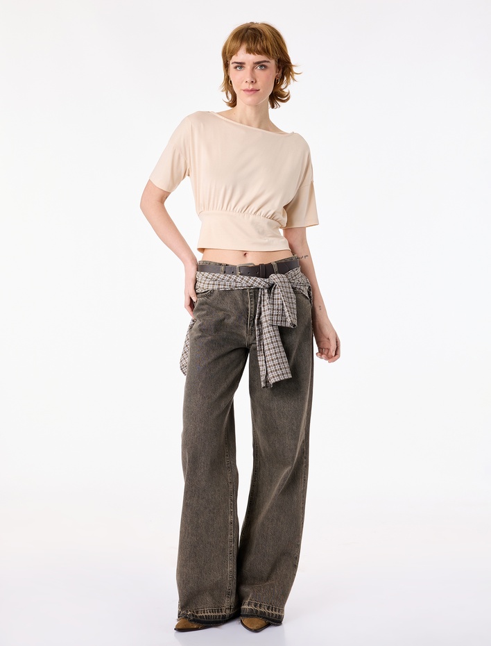  Kısa Kollu Viskon Karışımlı Kayık Yaka Crop Tişört