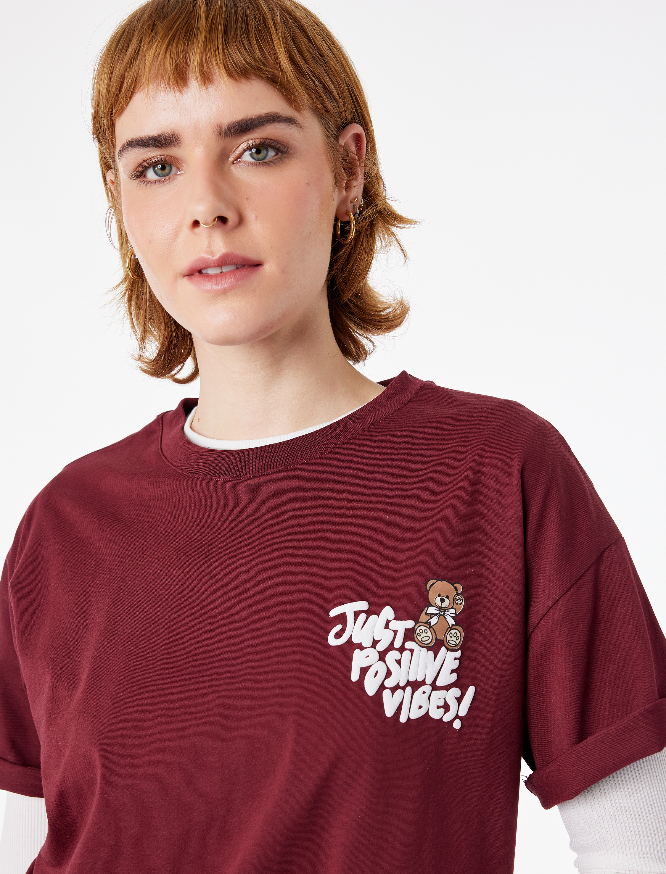   Rahat Kalıp Kısa Kollu Bisiklet Yaka Baskılı Pamuklu Ayıcıklı Tişört