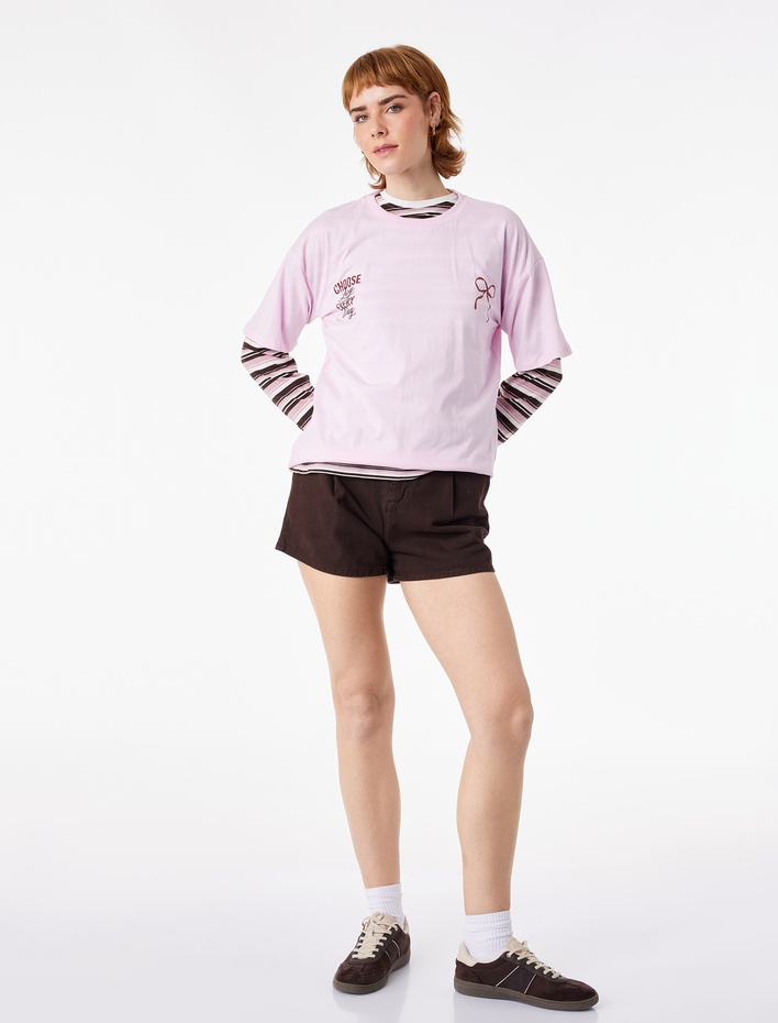  Kısa Kollu Bisiklet Yaka Fiyonklu Arkası Baskılı Oversize Tişört