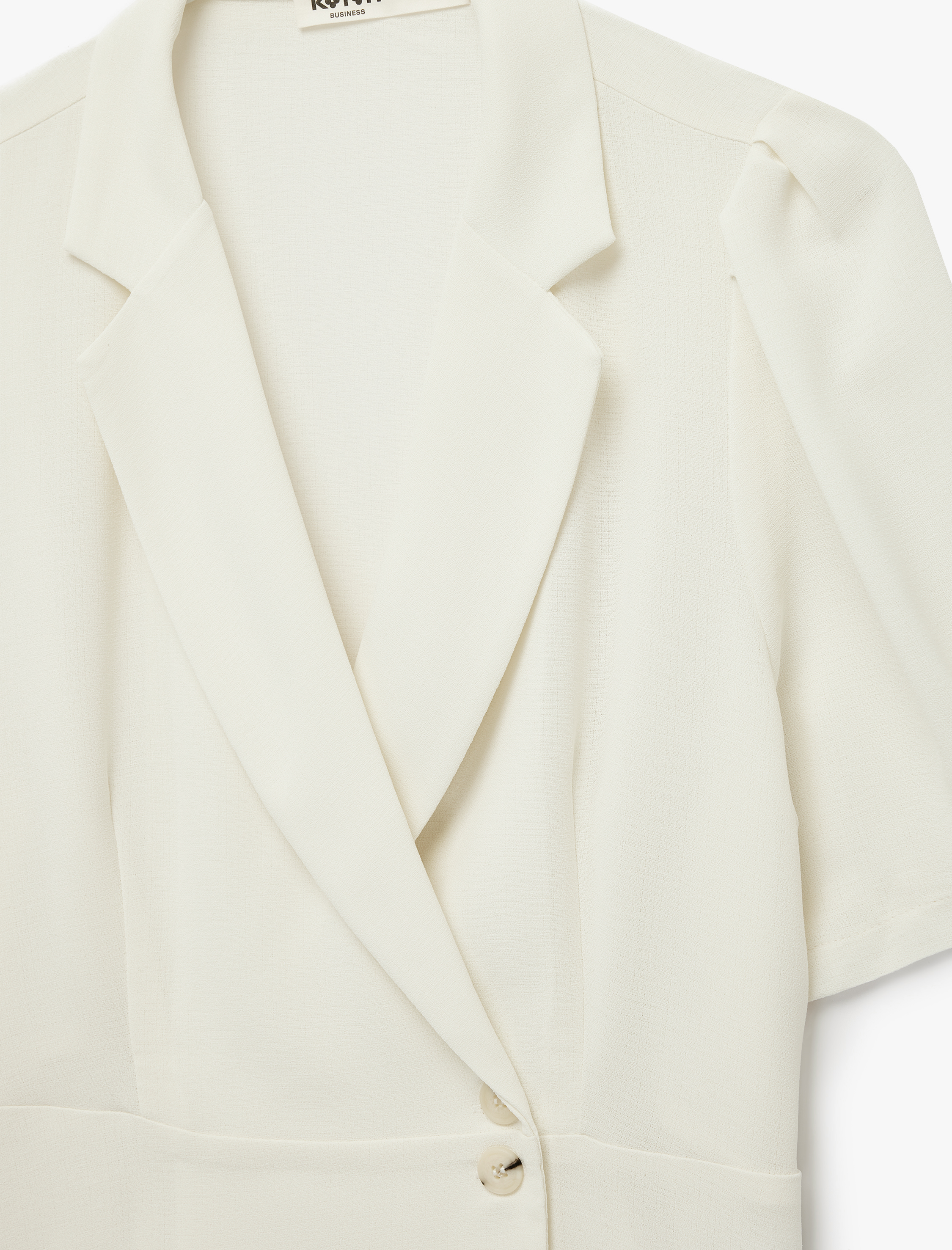   Regular Fit Düğmeli Kısa Kollu Kruvaze Yaka Gömlek