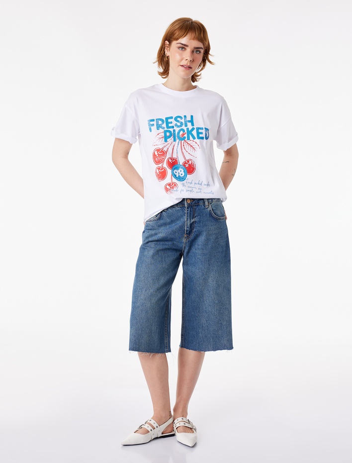  Rahat Kalıp Kısa Kollu Bisiklet Yaka Pamuklu Kiraz Baskılı Tişört