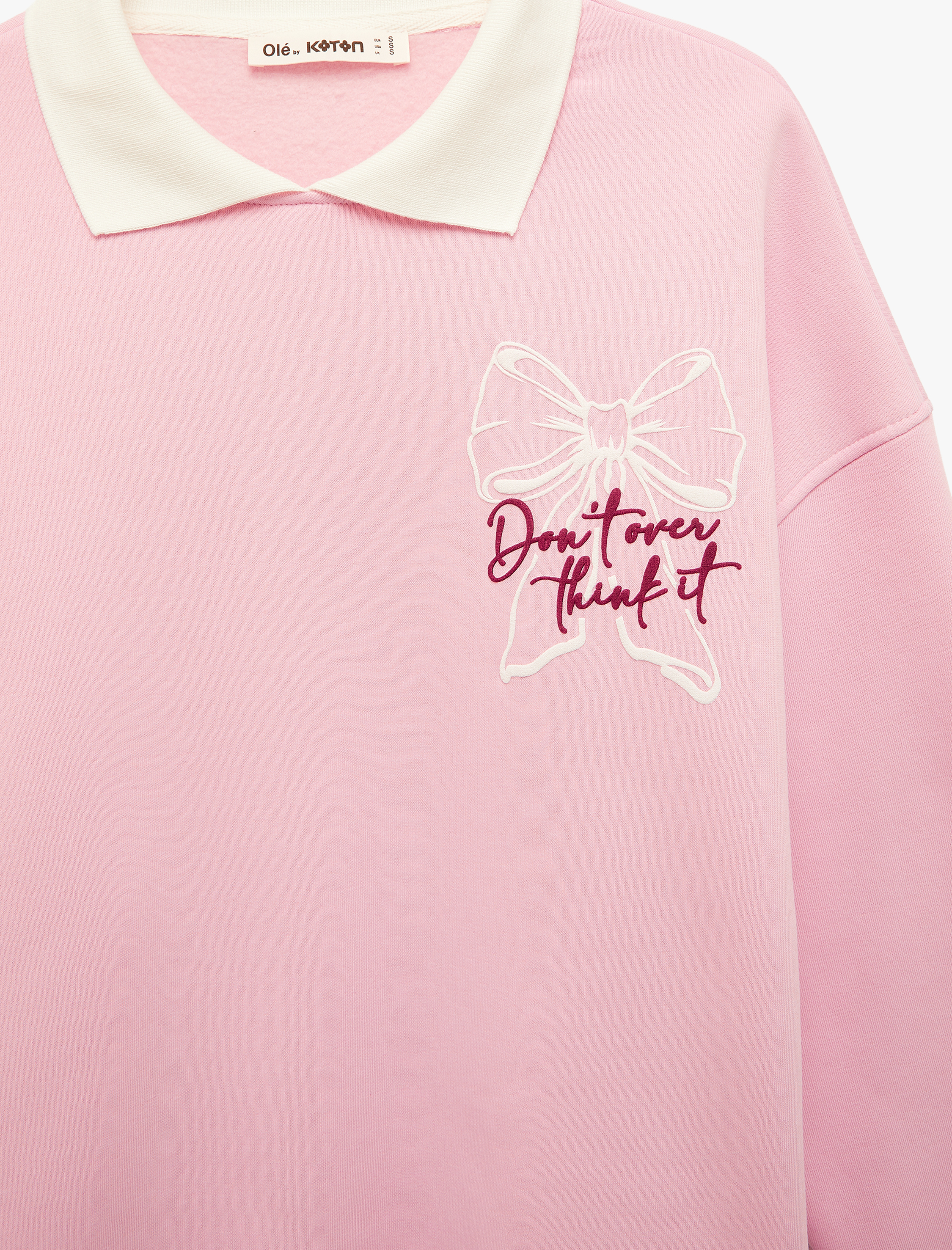   Rahat Kalıp Uzun Kollu Nakış Detaylı Fiyonklu Polo Yaka Sweatshirt