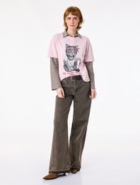 Kısa Kollu Bisiklet Yaka Pamuklu Zincir Kolye Detaylı Kedi Baskılı Tişört