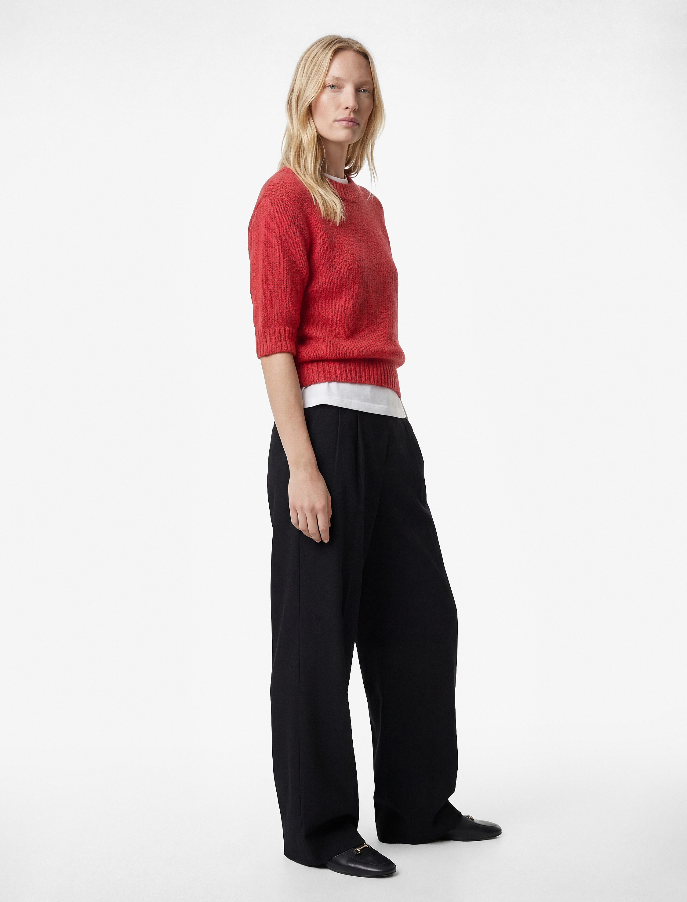   Cep Detaylı Yüksek Bel Bol Kesim Krep Kumaş Pileli Pantolon