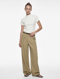 Modal Karışımlı Slim Fit Kısa Kollu Dik Yaka Tişört