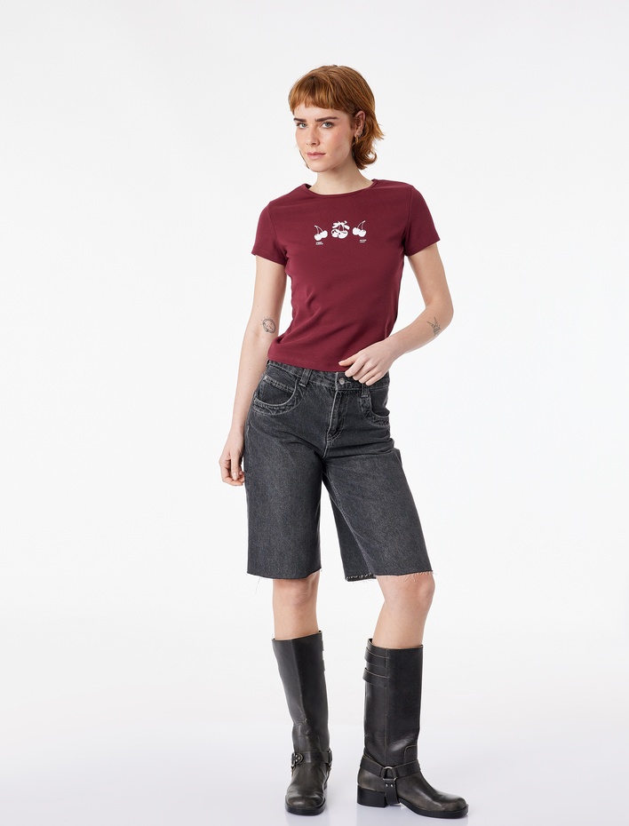  Slim Fit Kısa Kollu Bisiklet Yaka Pamuklu Kiraz Baskılı Tişört