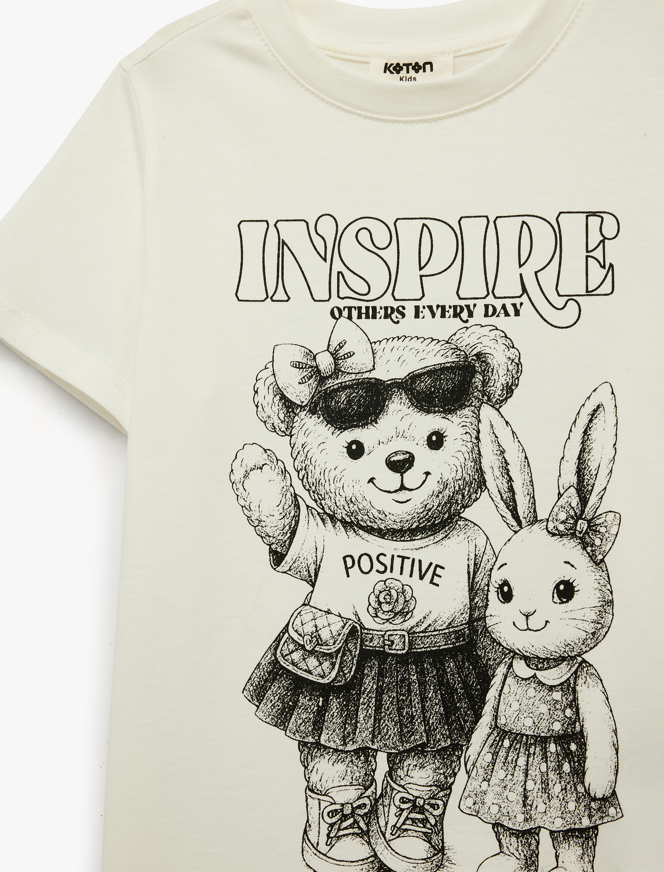  Kız Çocuk Pamuklu Kısa Kollu Bisiklet Yaka Ayıcık ve Tavşancık Baskılı Tişört