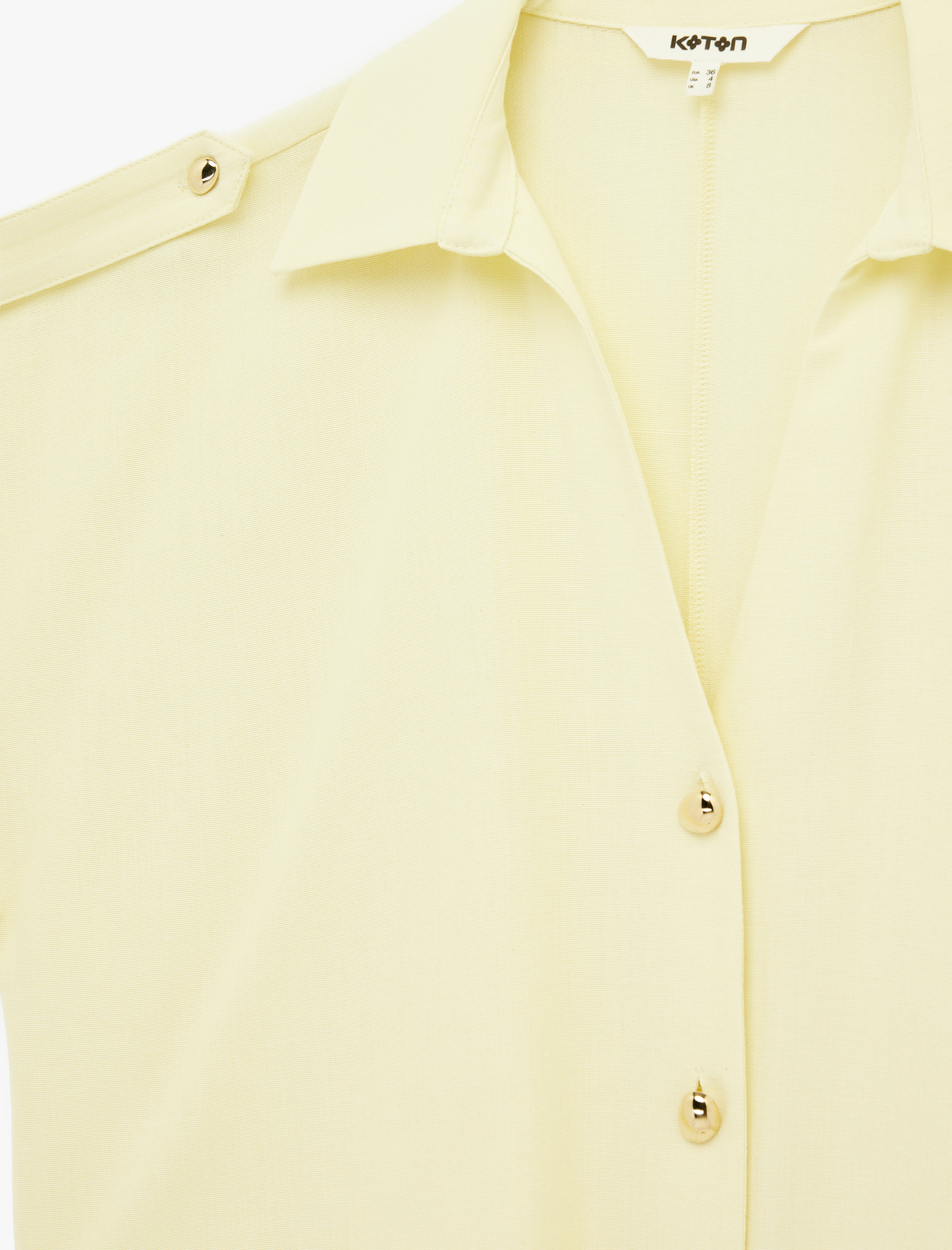   Apolet Detaylı Kısa Kollu Keten Görünümlü Gömlek