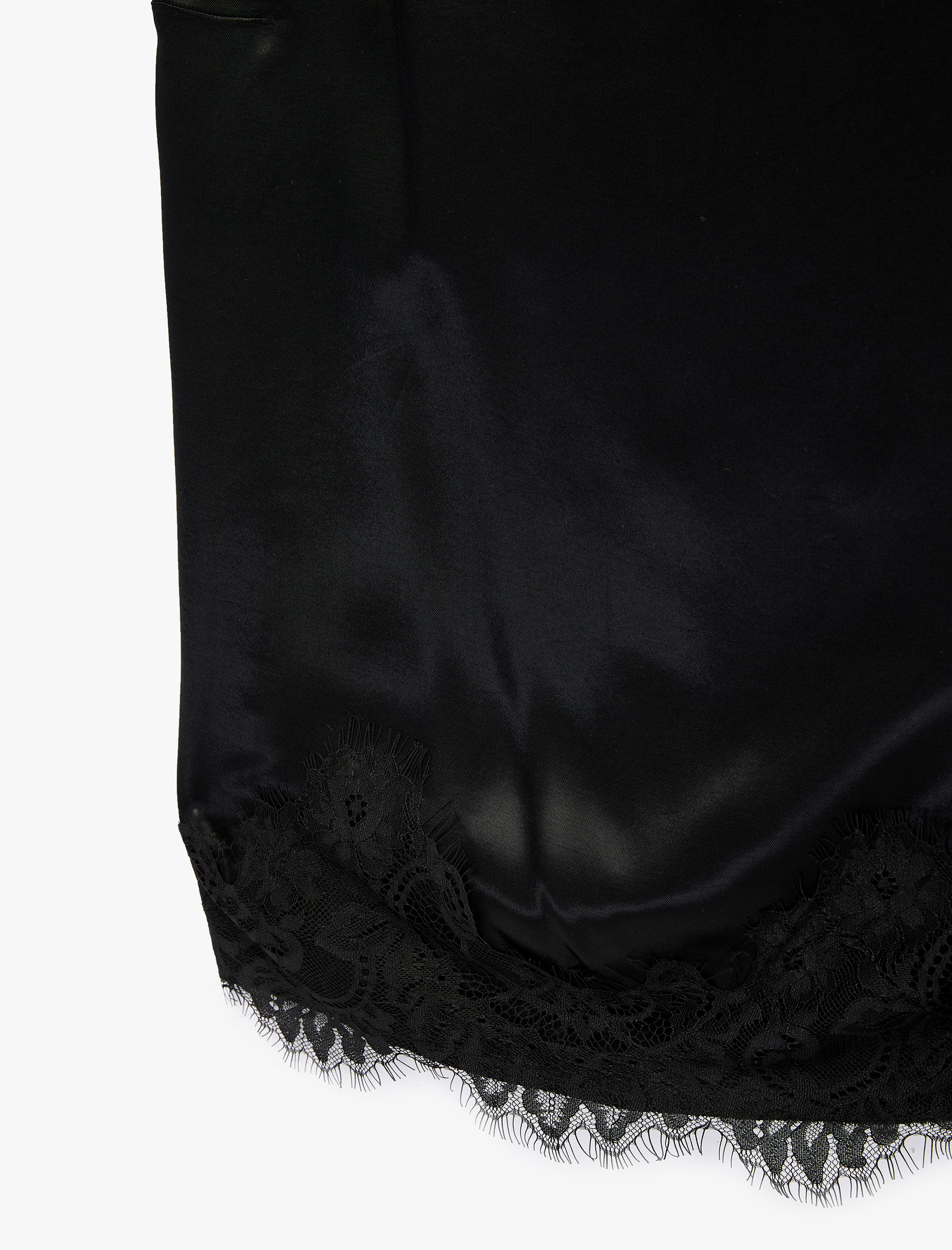   Dantel Detaylı İnce Askılı Saten Bluz