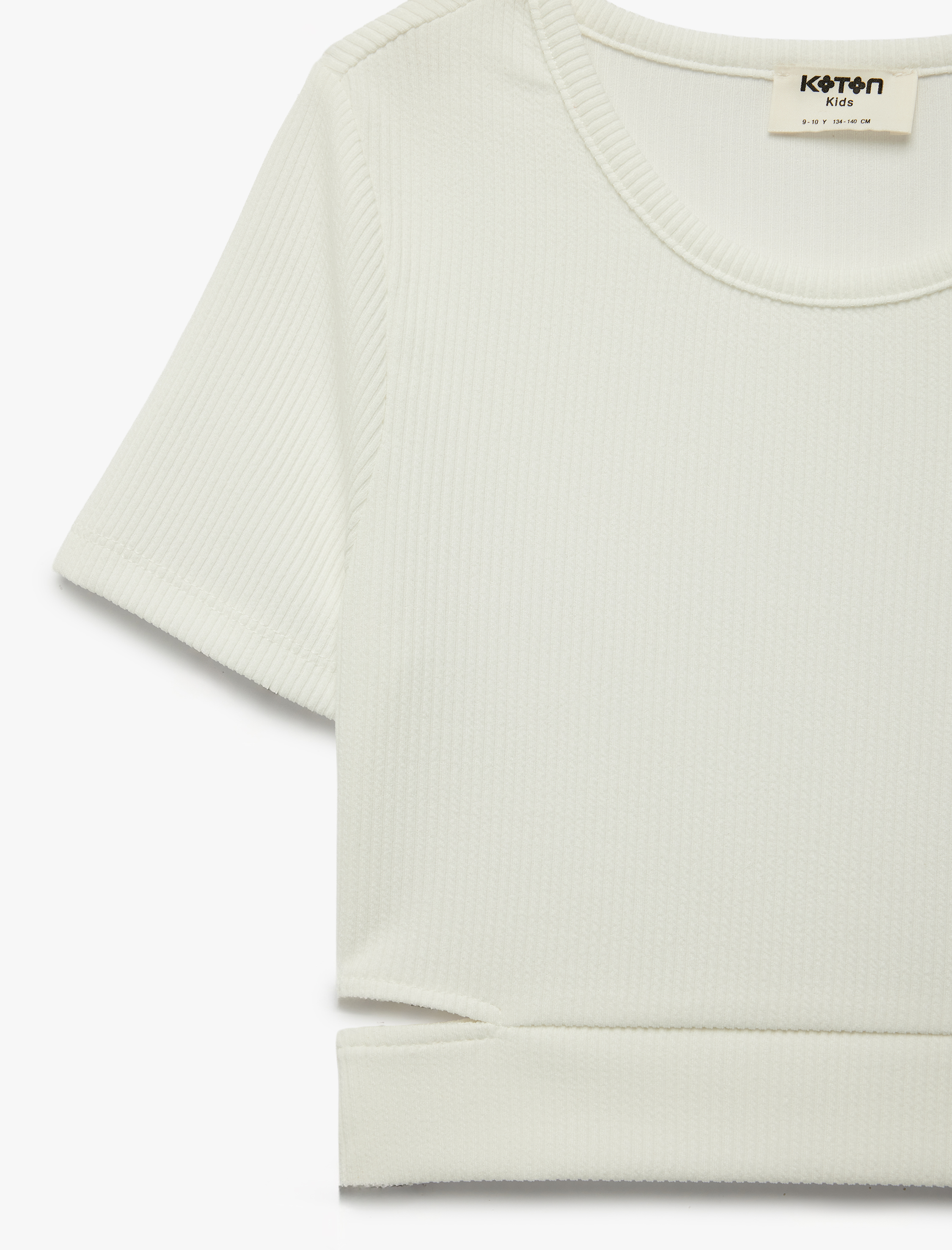  Kız Çocuk Pencere Detaylı Kısa Kollu Bisiklet Yaka Crop Tişört