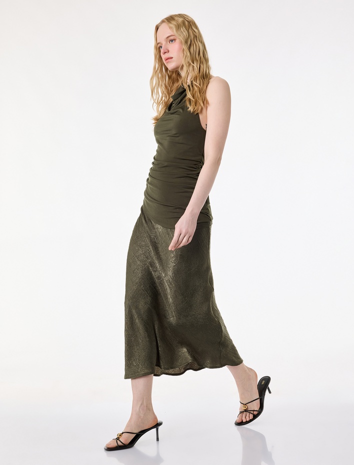  Balık Kesim Slim Fit Dokulu Midi Saten Etek