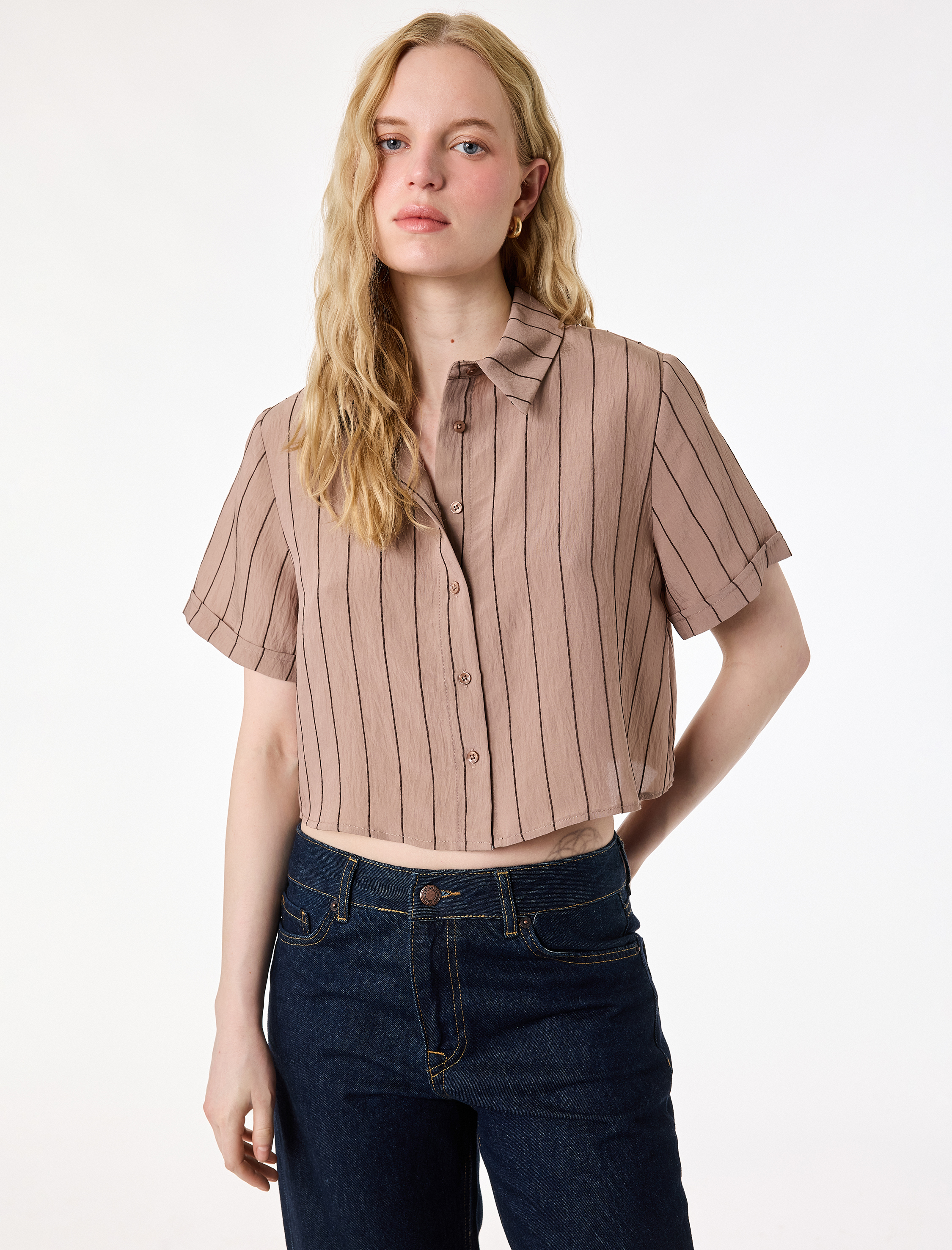   Modal Kumaş Kısa Kollu Çizgili Crop Gömlek