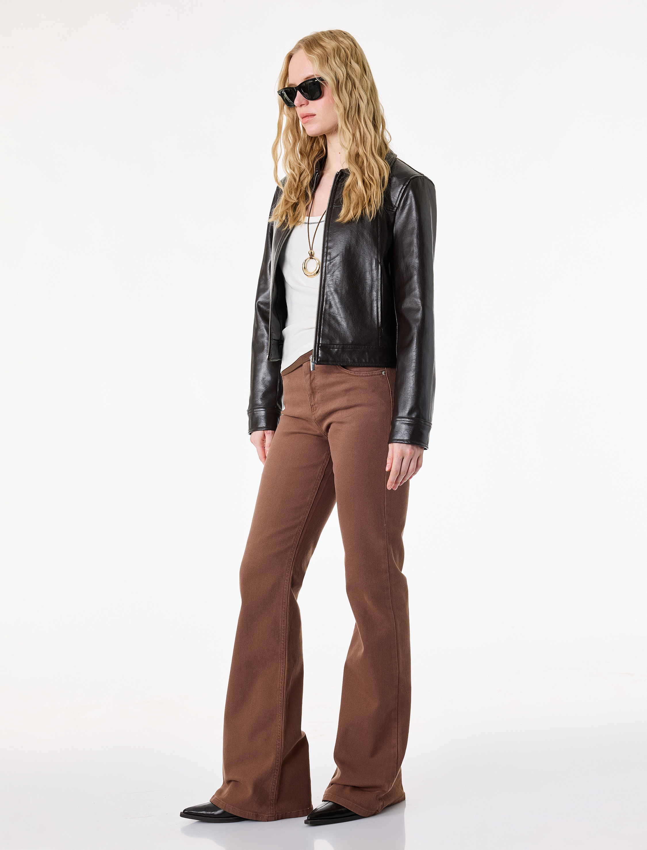   Yüksek Bel Slim Fit Cepli Düğmeli Pamuklu İspanyol Paça Denim Pantolon - Flare Jeans