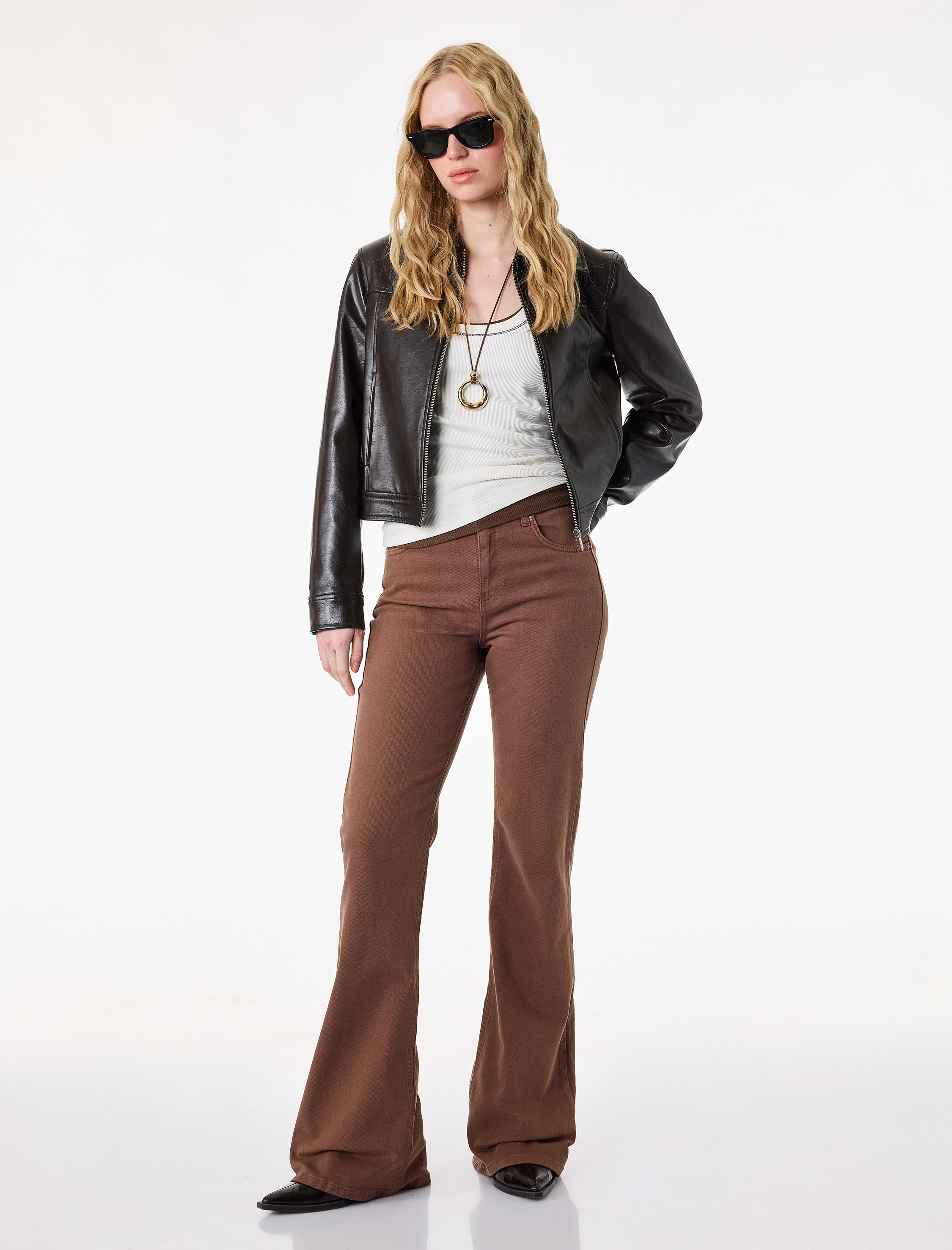   Yüksek Bel Slim Fit Cepli Düğmeli Pamuklu İspanyol Paça Denim Pantolon - Flare Jeans