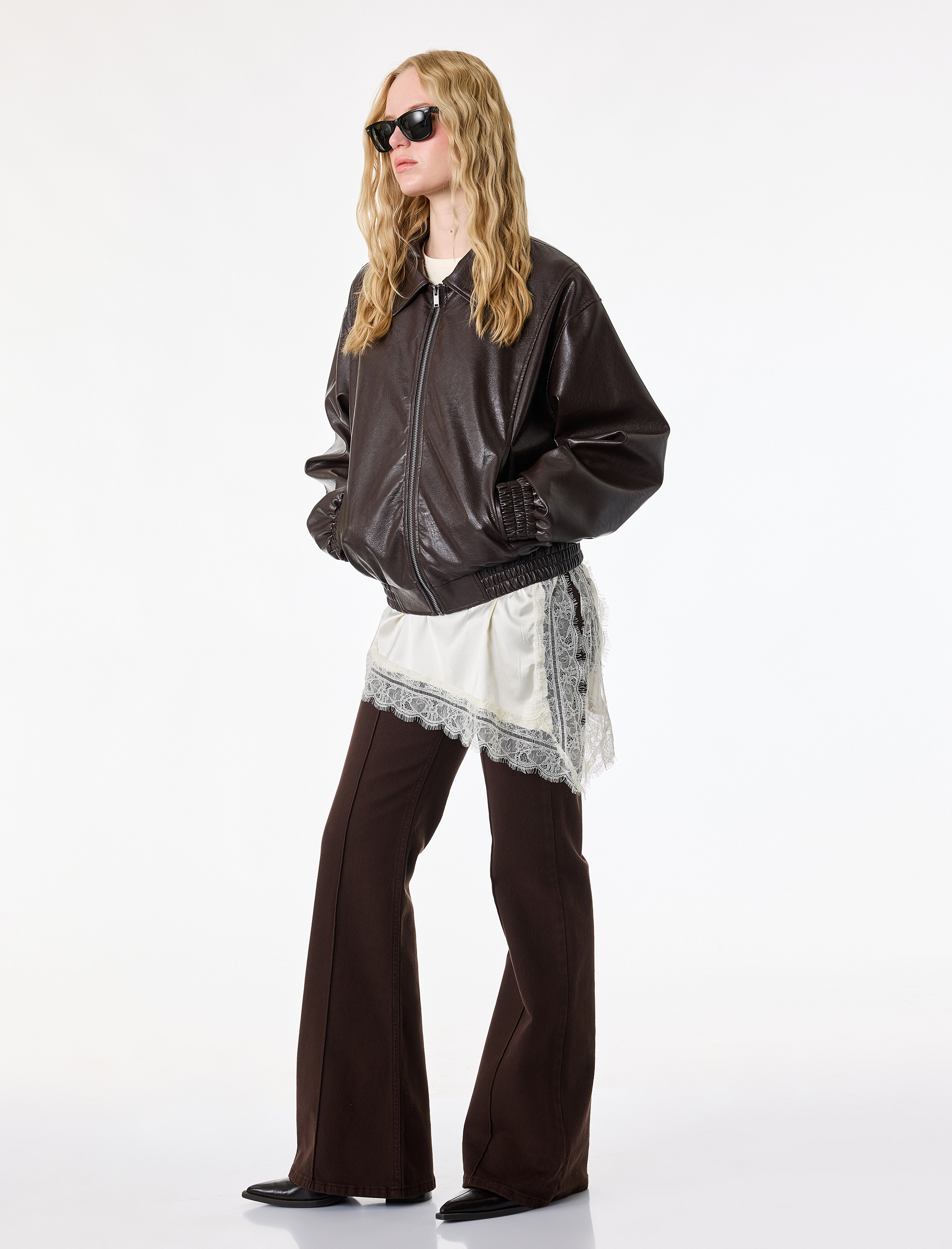   Pamuklu Cepli Düğmeli Dar Kesim İspanyol Paça Denim Pantolon - Flare Jeans