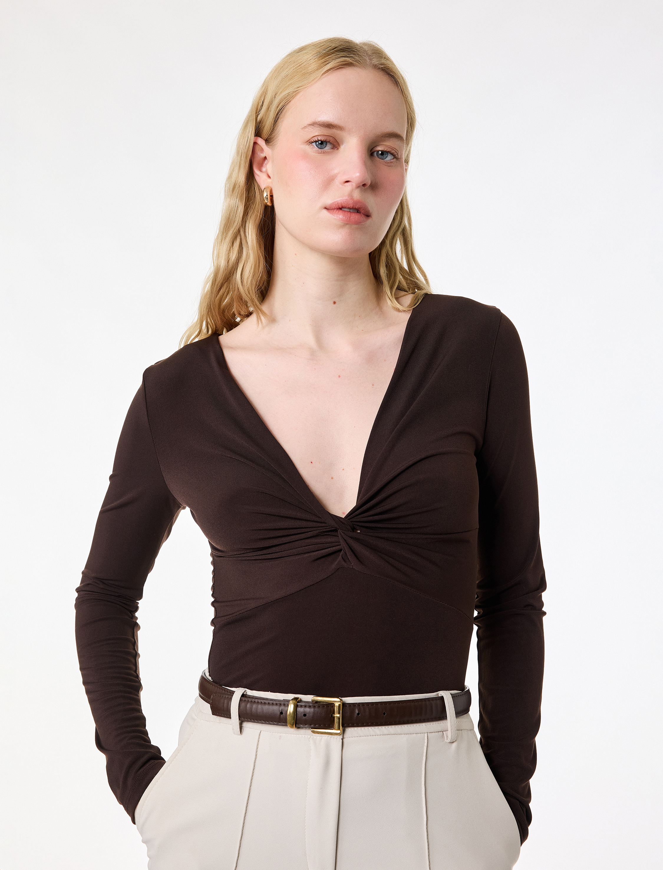   Sandy Kumaş Slim Fit Uzun Kollu Düğüm Detaylı V Yaka Tişört