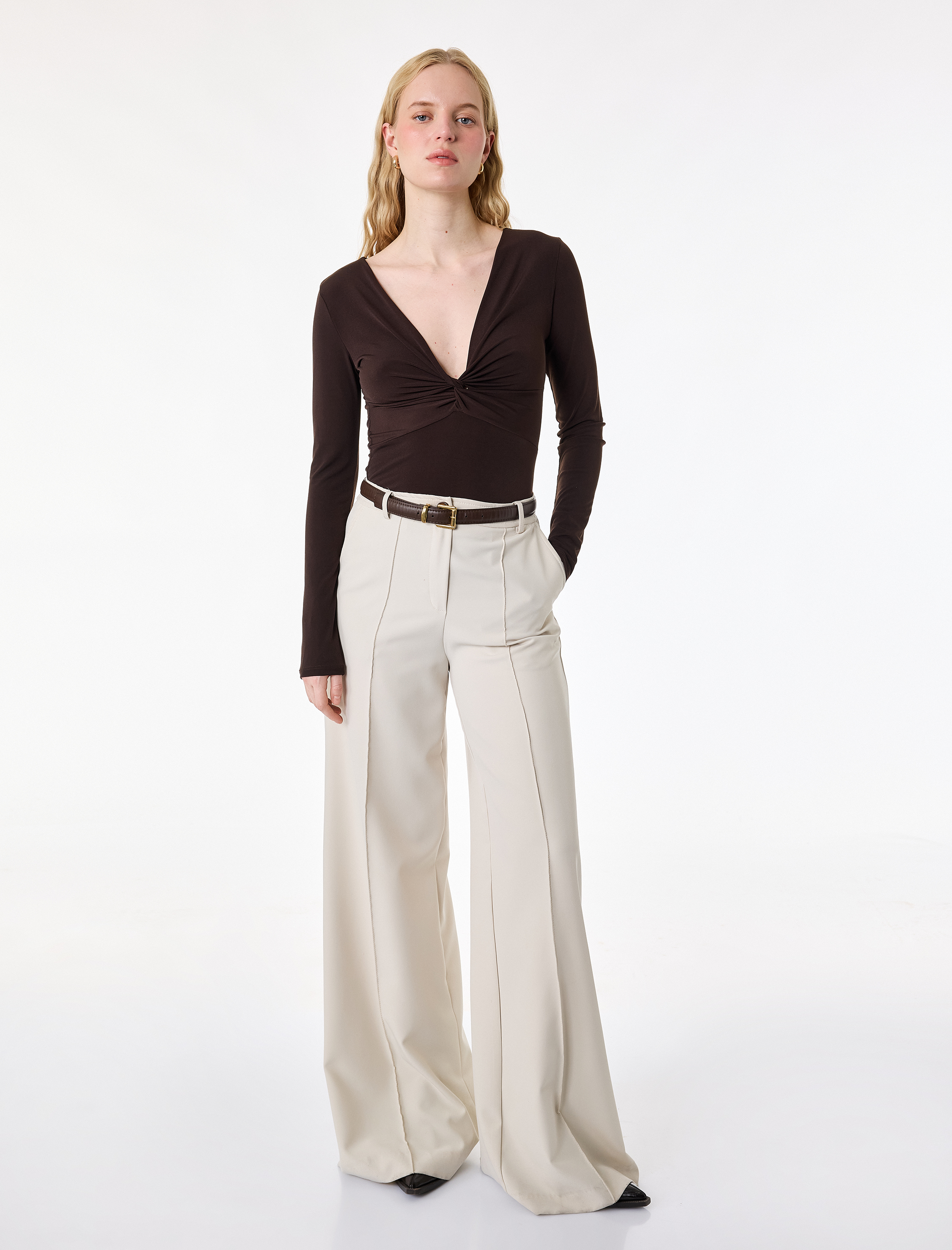   Sandy Kumaş Slim Fit Uzun Kollu Düğüm Detaylı V Yaka Tişört