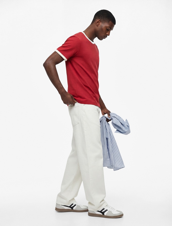  Kısa Kollu Biyeli Pamuklu Bisiklet Yaka Slim Fit Tişört