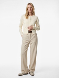 Koyun Yünü Karışımlı Uzun Kollu Bisiklet Yaka Düğmeli Dantel Detaylı Hırka