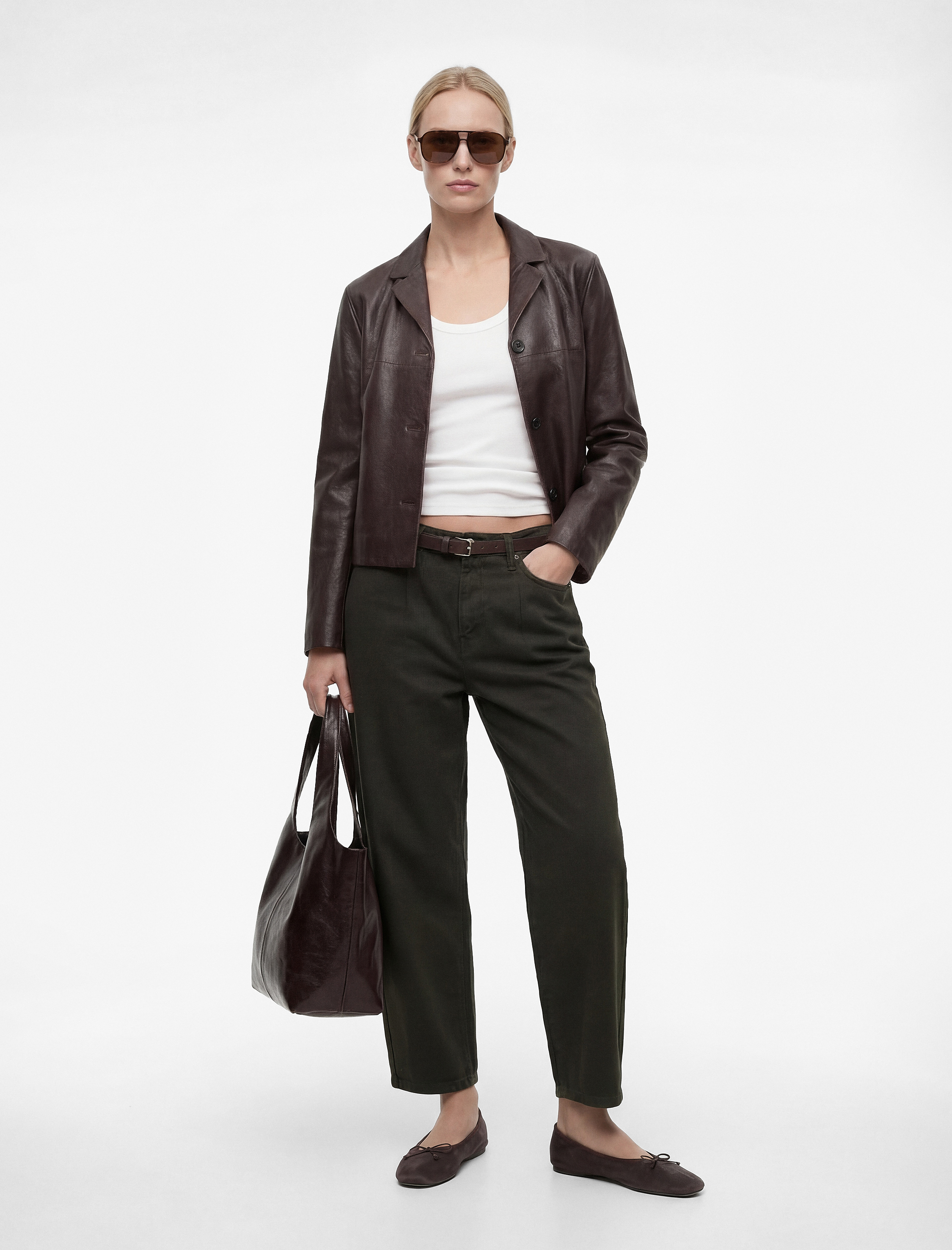   Kemer Detaylı Pamuklu Kısa Geniş Paça Pantolon - Wide Leg Jeans