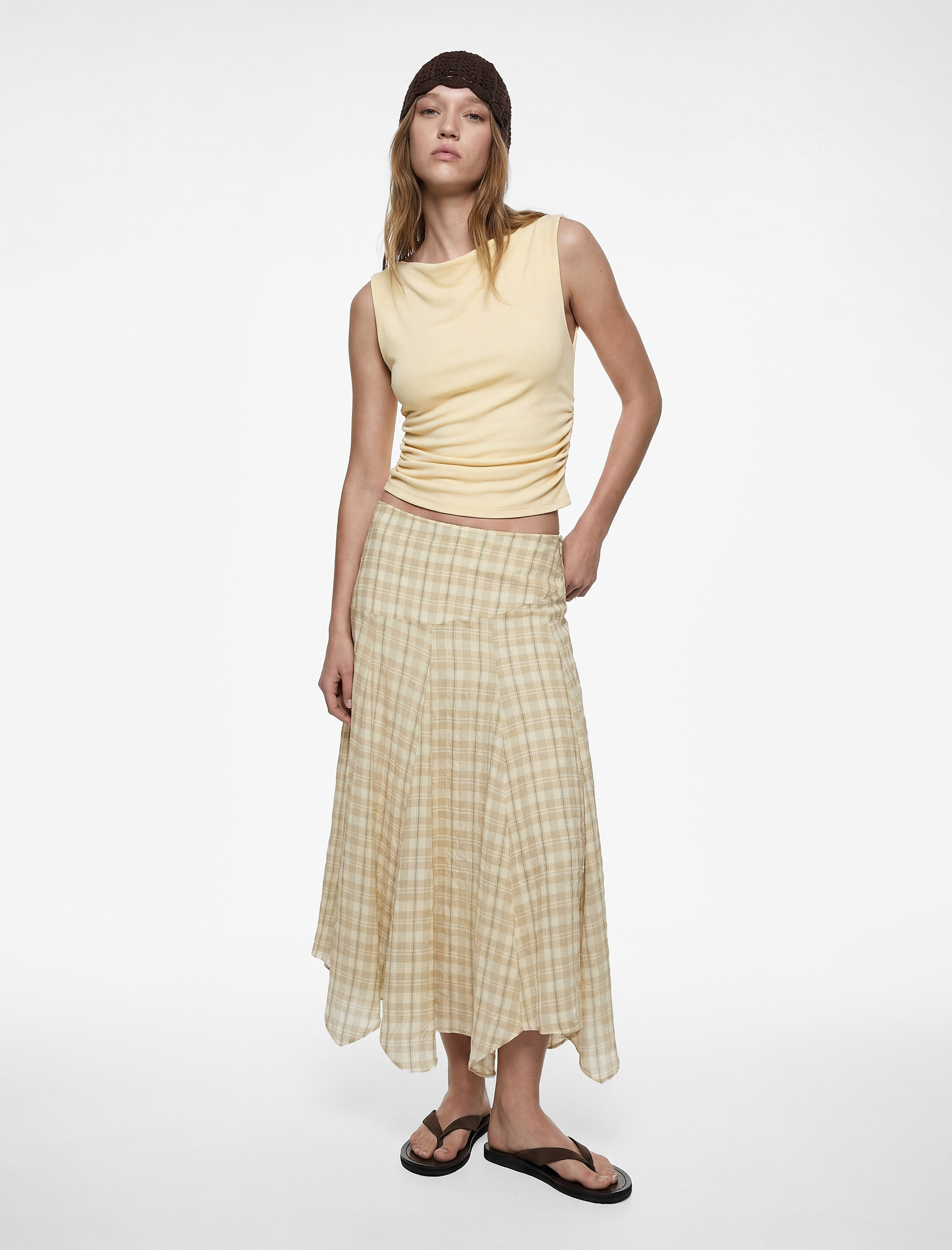   Rahat Kalıp Normal Bel Asimetrik Kesim Viskon Karışımlı Midi Ekoseli Etek