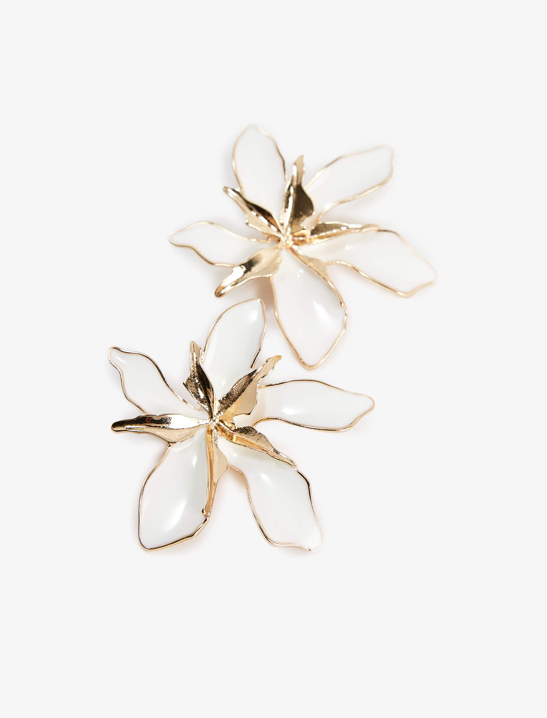  Kadın Büyük Boy Çiçek Küpe