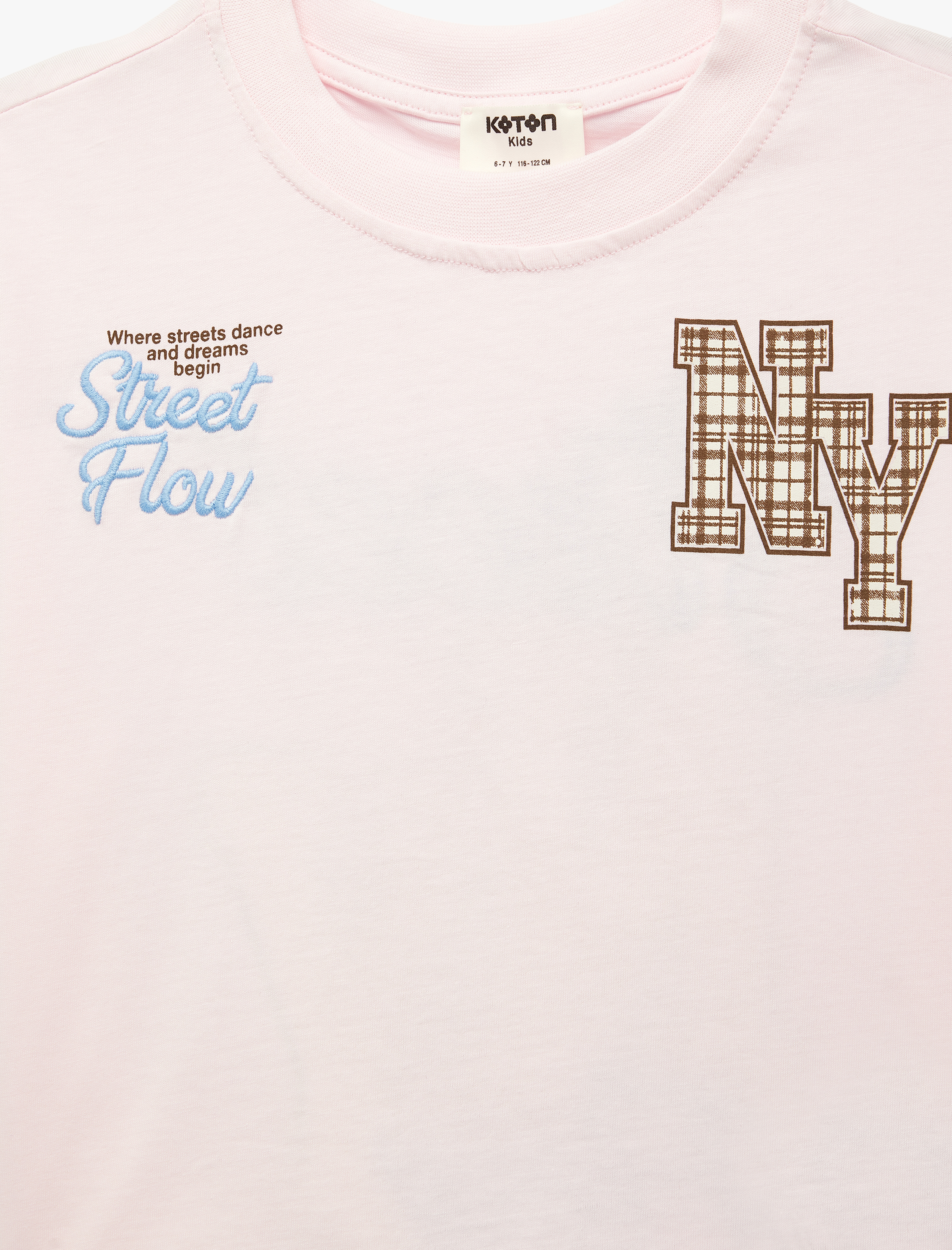  Kız Çocuk Pamuk Kısa Kollu Bisiklet Yaka Önü ve Arkası Nakış ve Ekose Aplike Detaylı Tişört