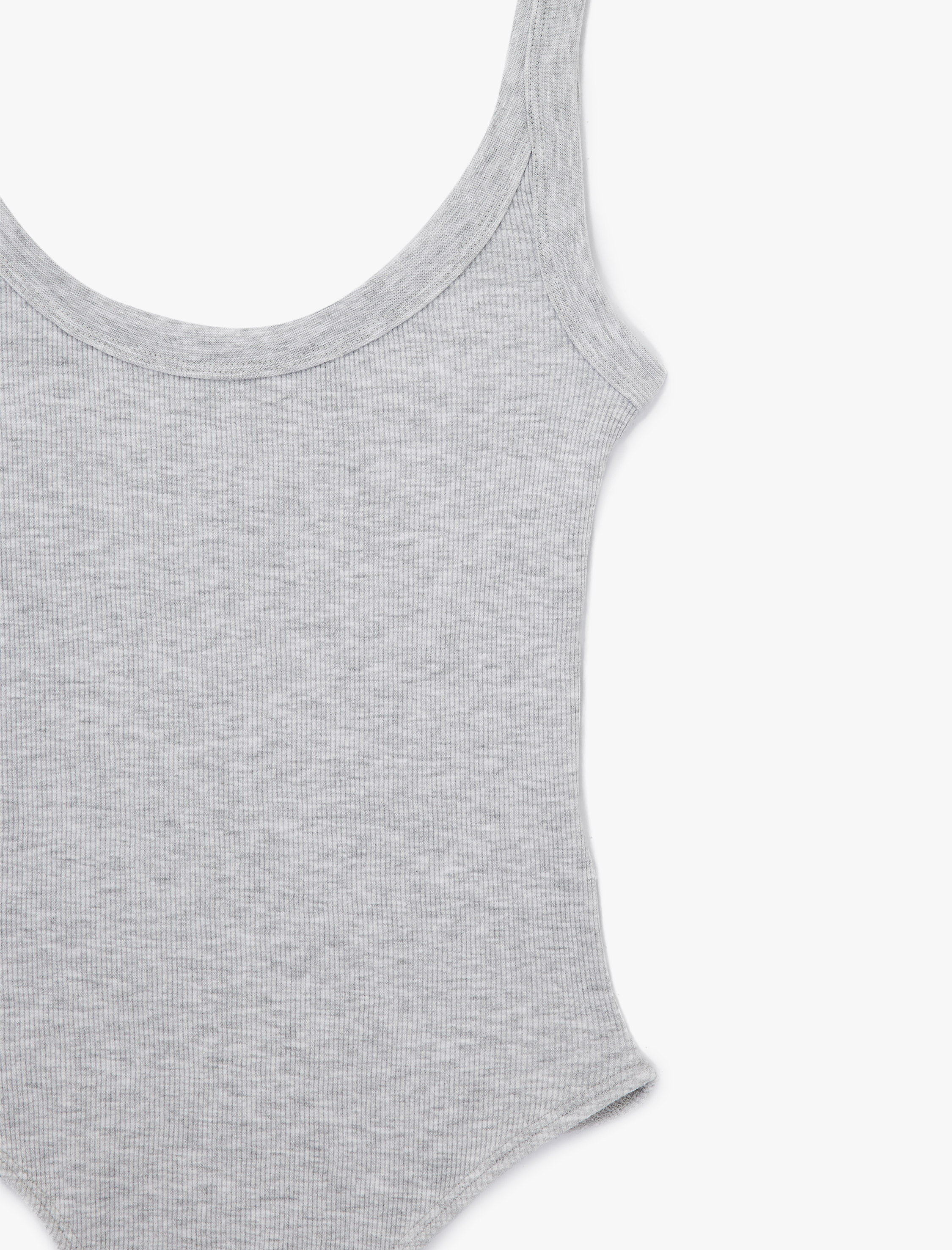   Slim Fit Kolsuz U Yaka Çıt Çıt Detaylı Body