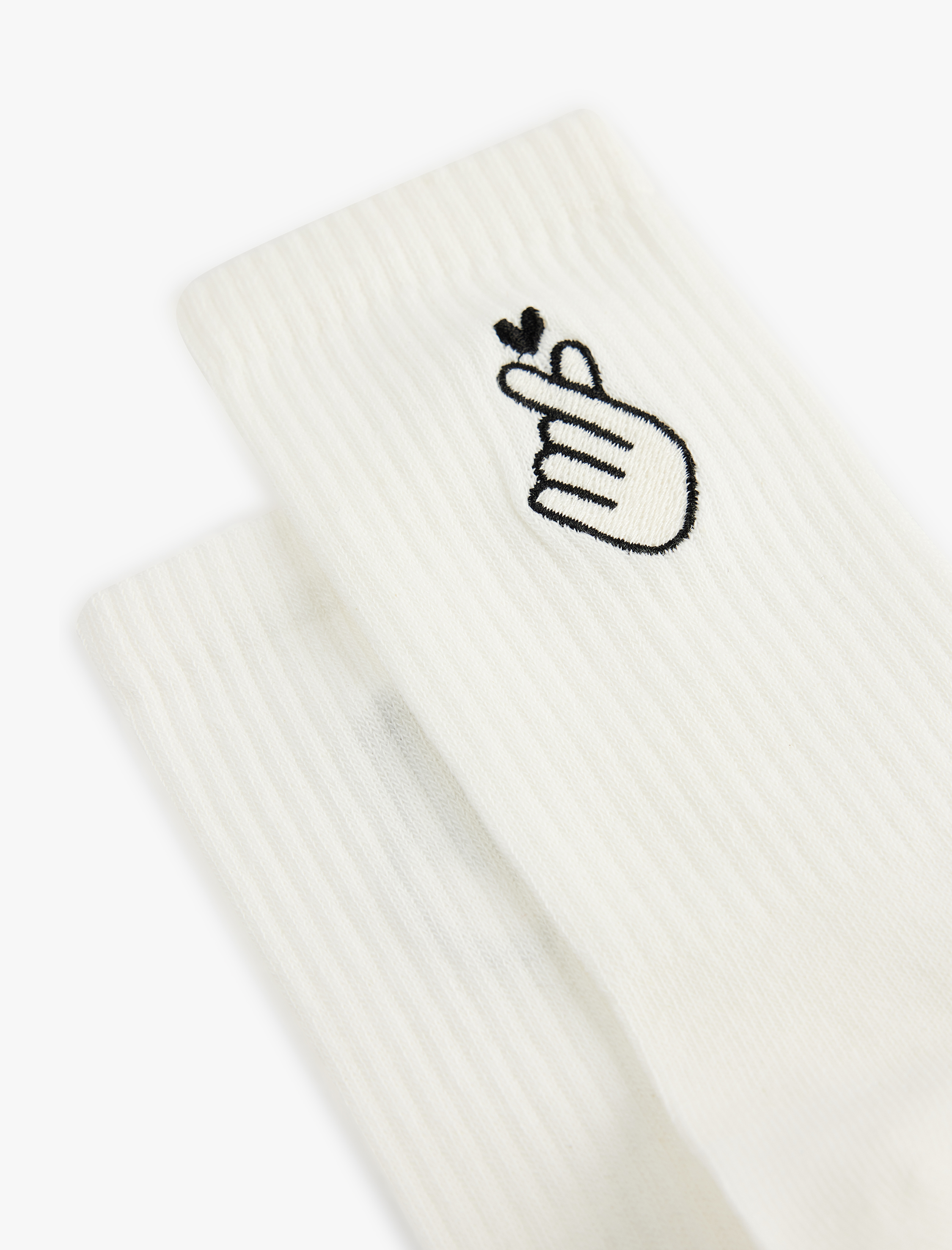  Kadın Kalp İşlemeli Soket Tenis Çorap