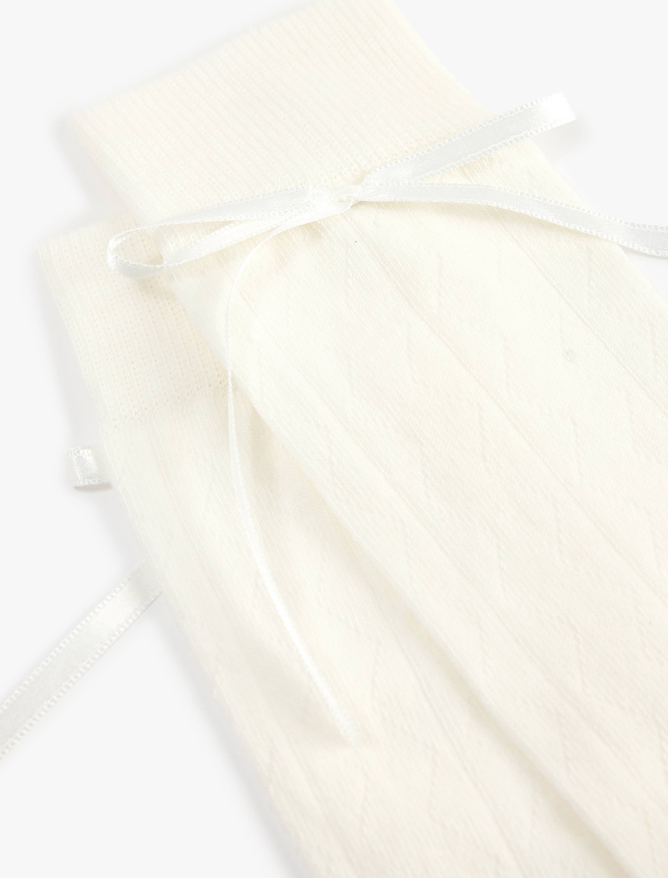  Kadın Pamuklu Fiyonklu Soket Çorap