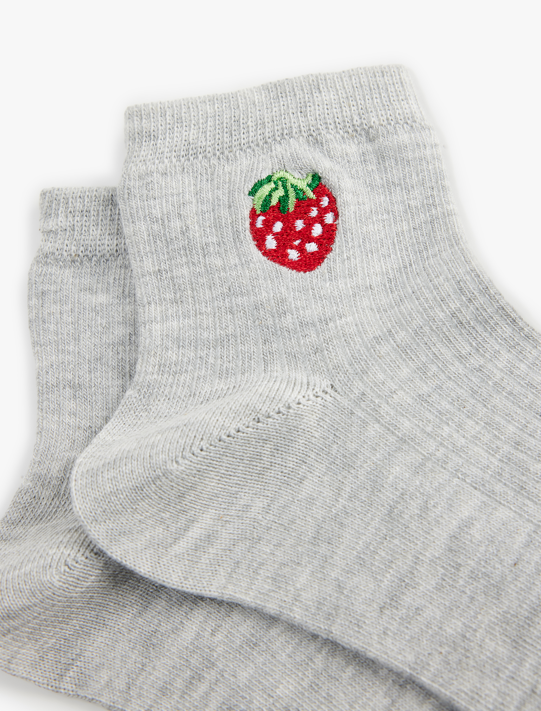  Kadın Çilek İşlemeli Soket Çorap