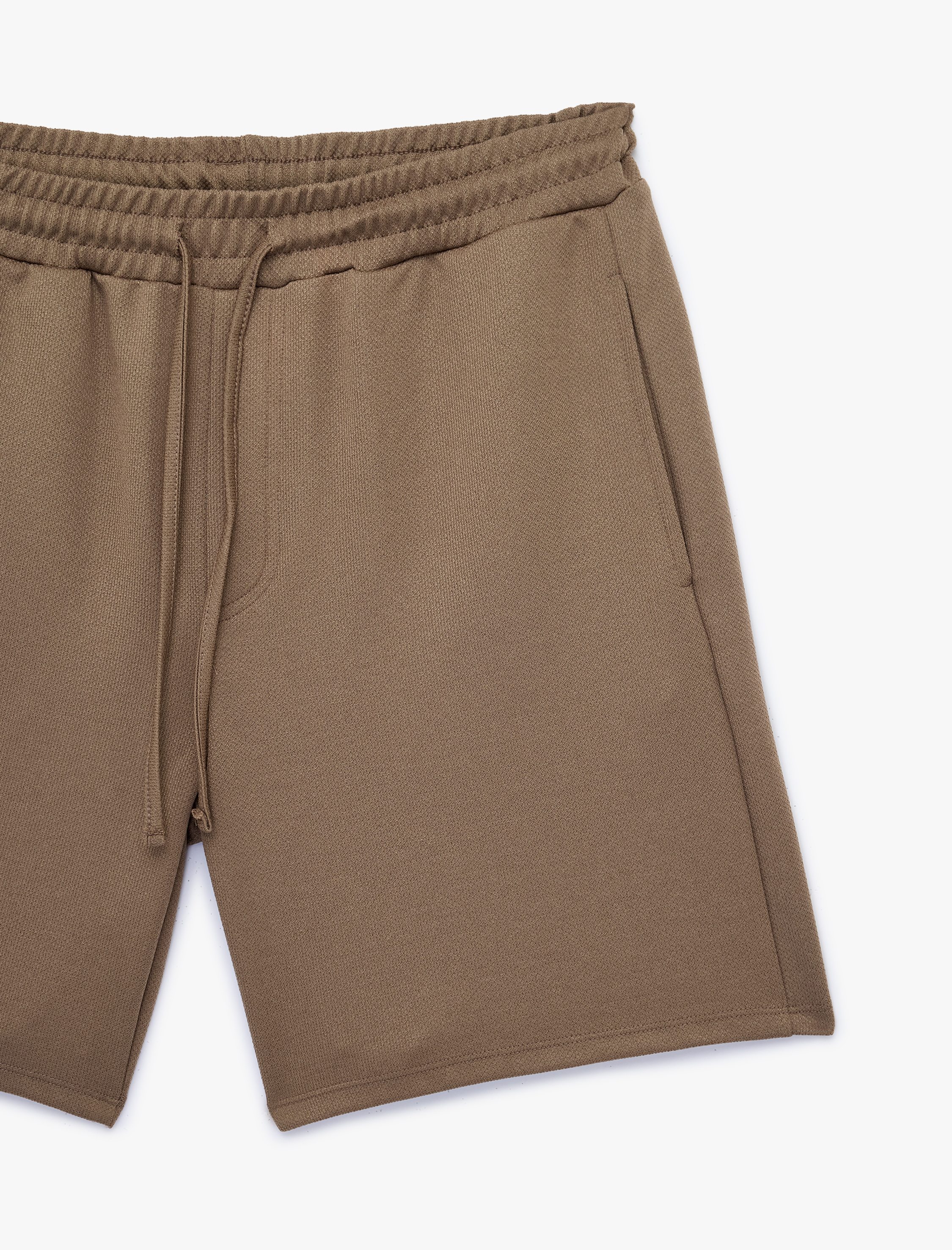   Rahat Kalıp Cepli Beli Bağcıklı Spor Şort