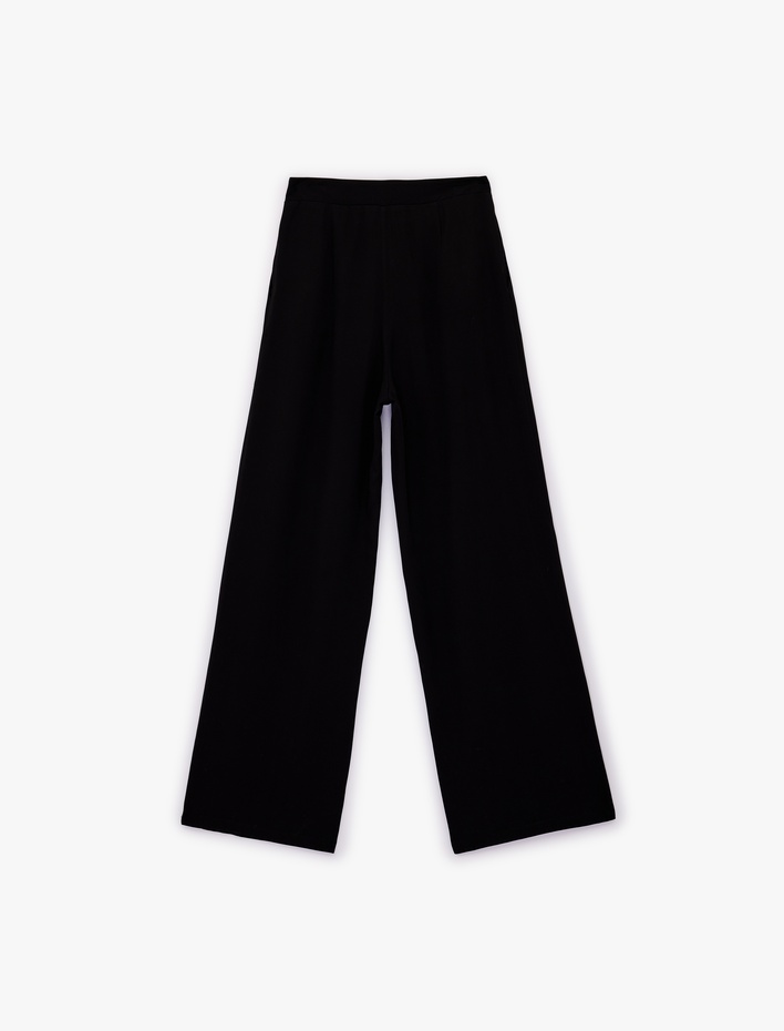  Rahat Kalıp Geniş Paça Pileli Pantolon