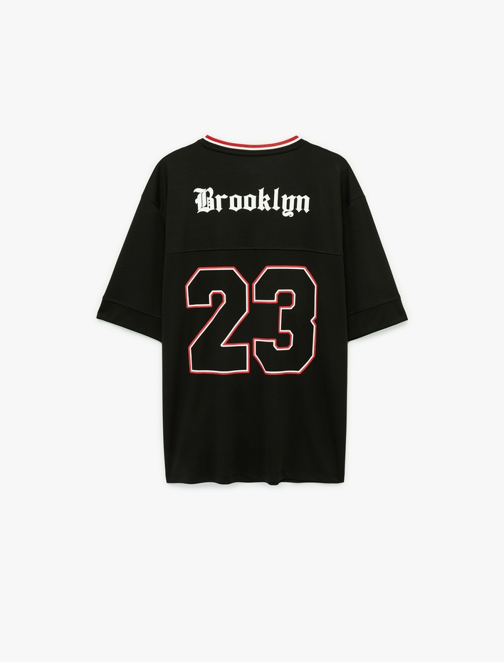  Kısa Kollu V Yaka Oversize Baskılı Spor Tişört