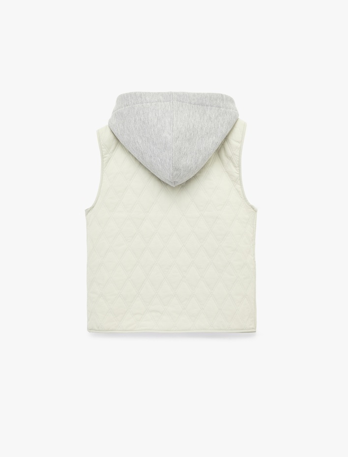  Kapüşonlu Çıt Çıt Düğme Detaylı Kolsuz Yelek